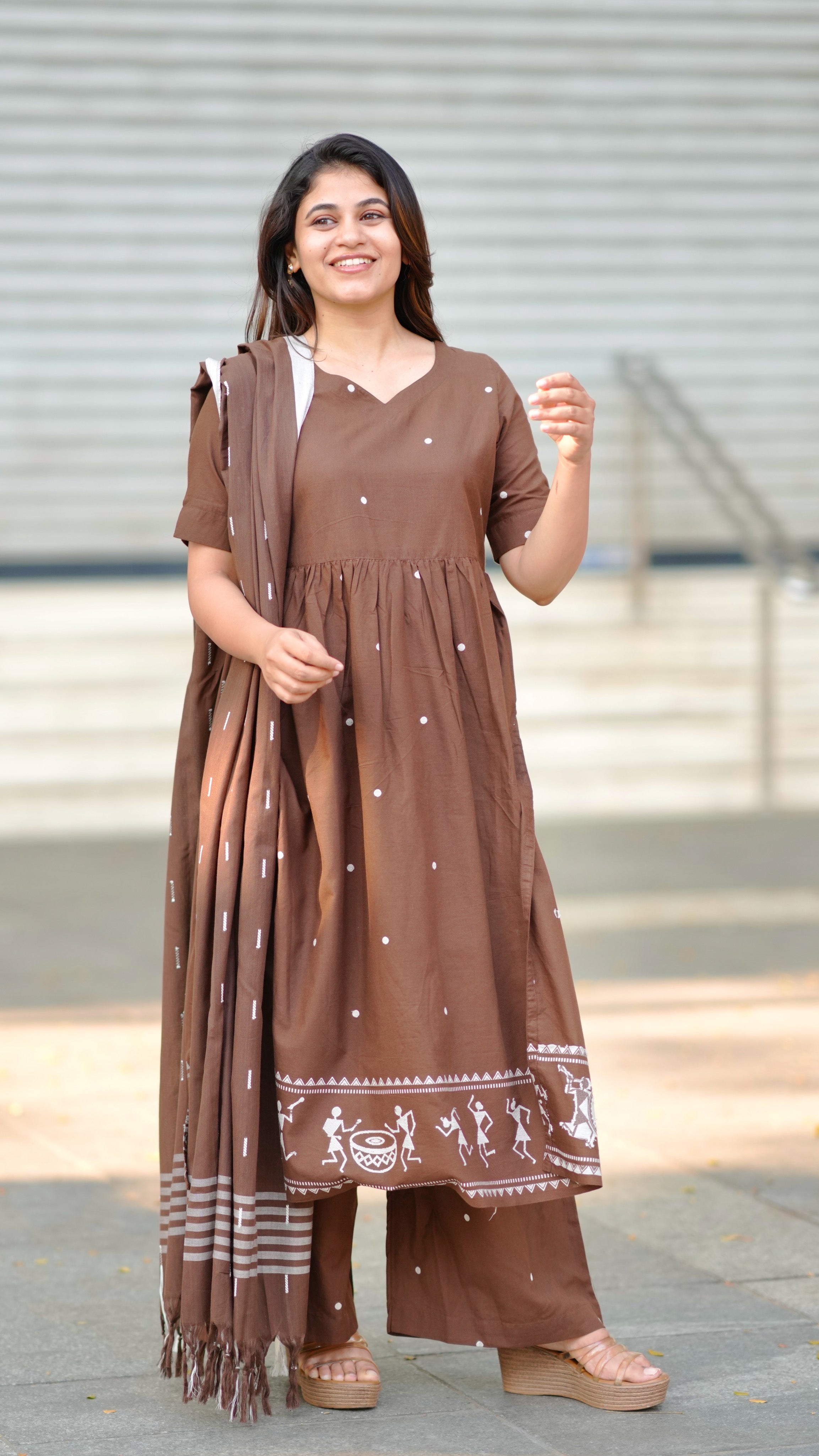 simple kurti pant dupatta set for women
formal cotton kurti set