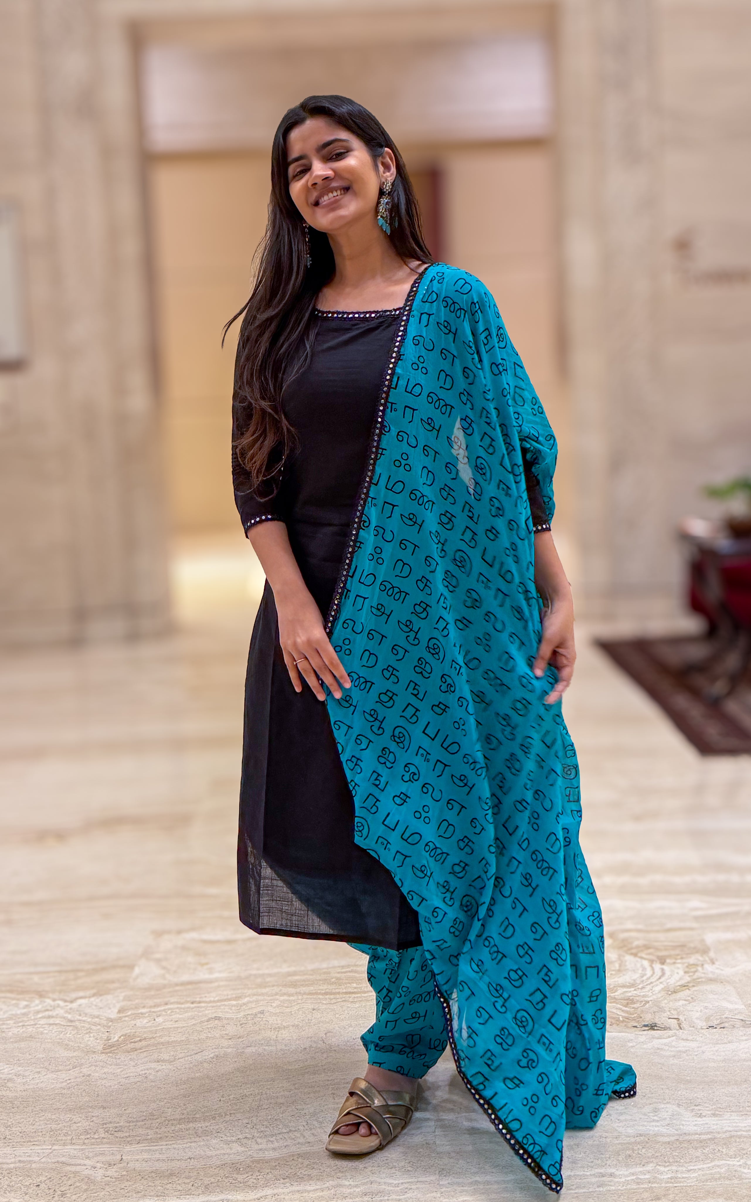 Idhu kathirvelan Kadhal Nayan 1 (Kurti+Pant+Dupatta)