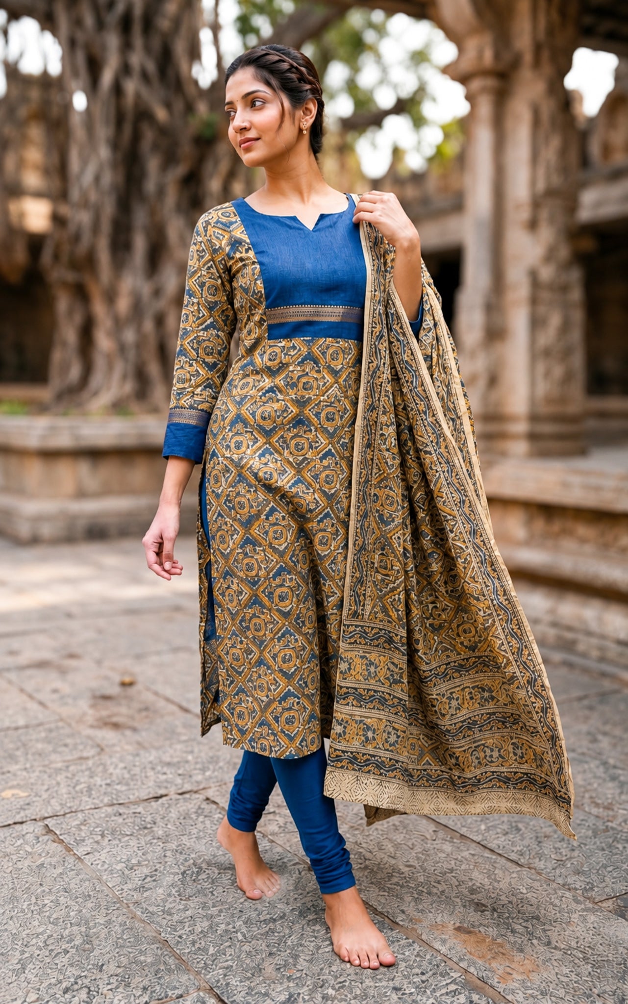Avanitha A (Kurti+Dupatta)
