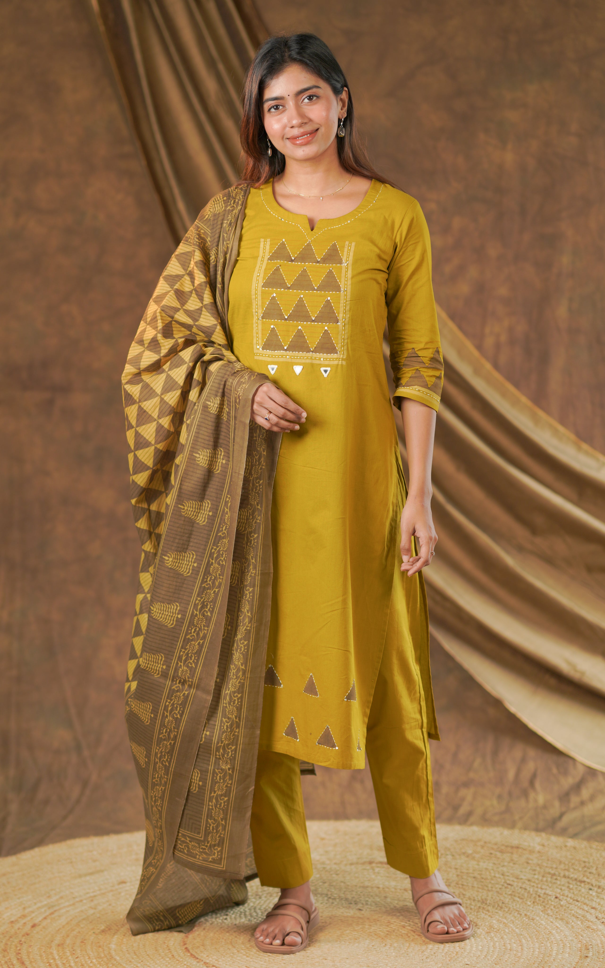 Rubashree Handblock (Kurti+Pant+Dupatta)
