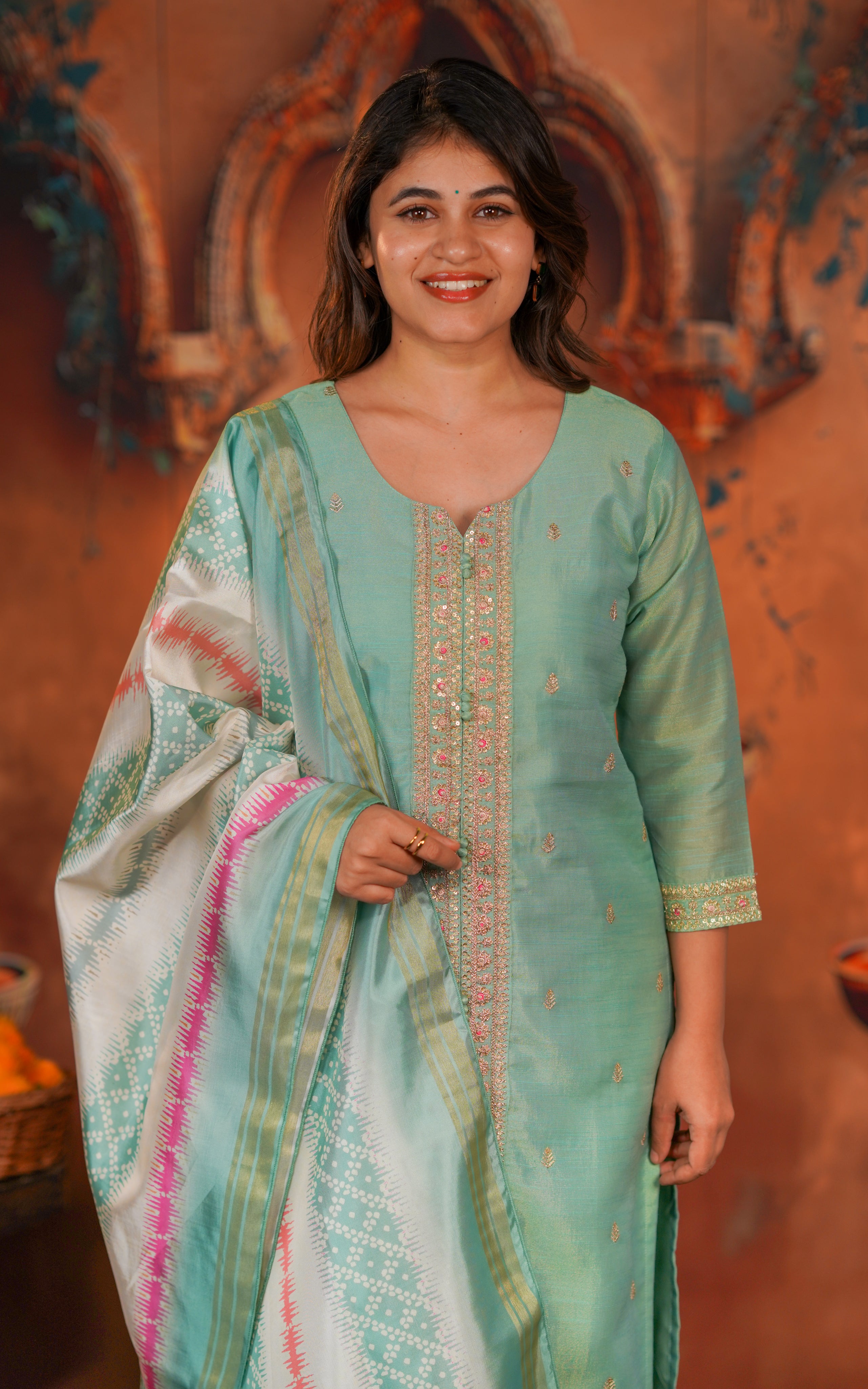 Round neck kurti sets for women