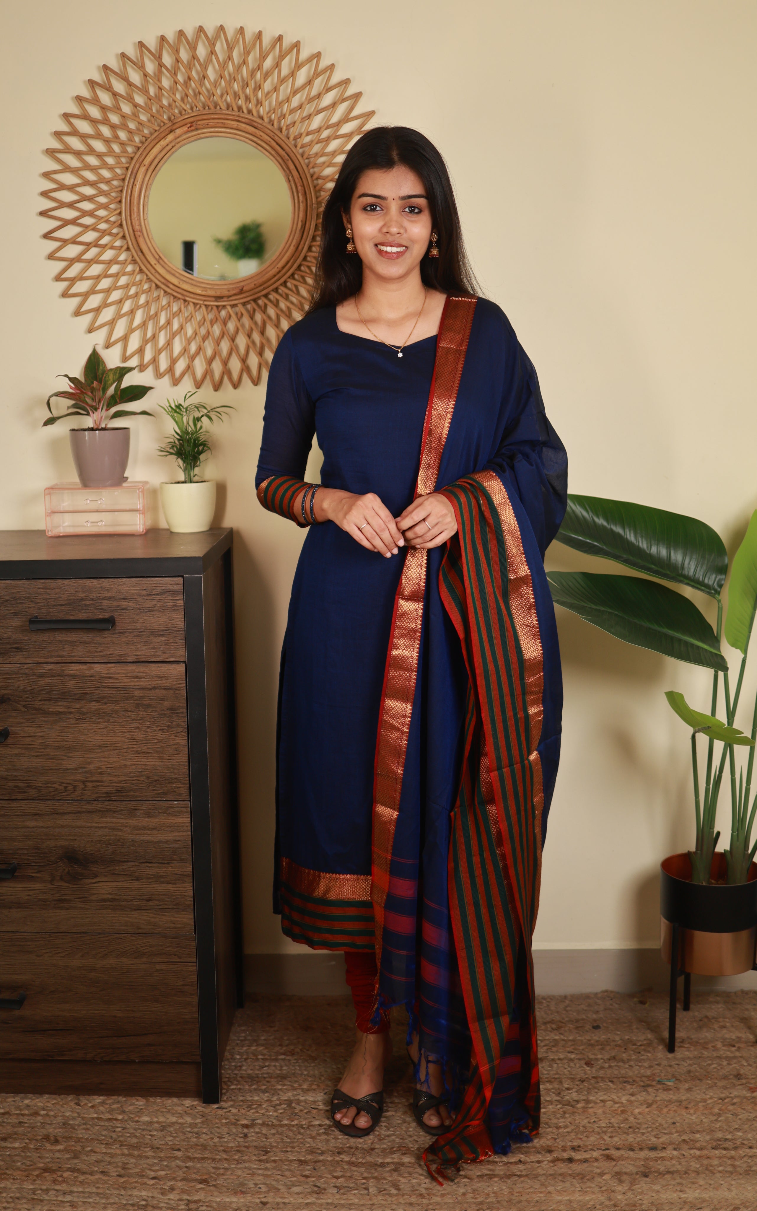 Aadhvita D (Kurti+Dupatta)