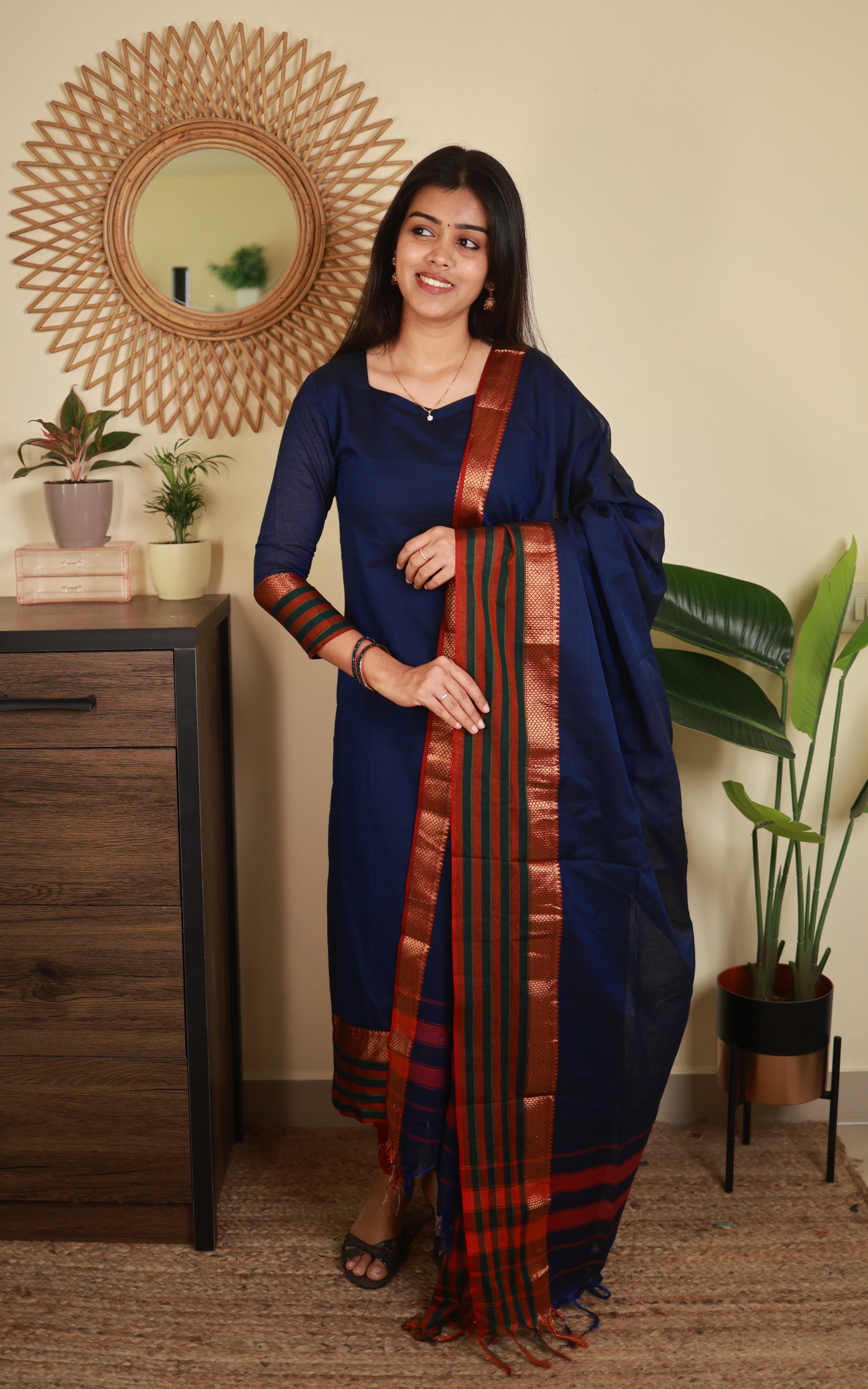 Aadhvita D (Kurti+Dupatta)