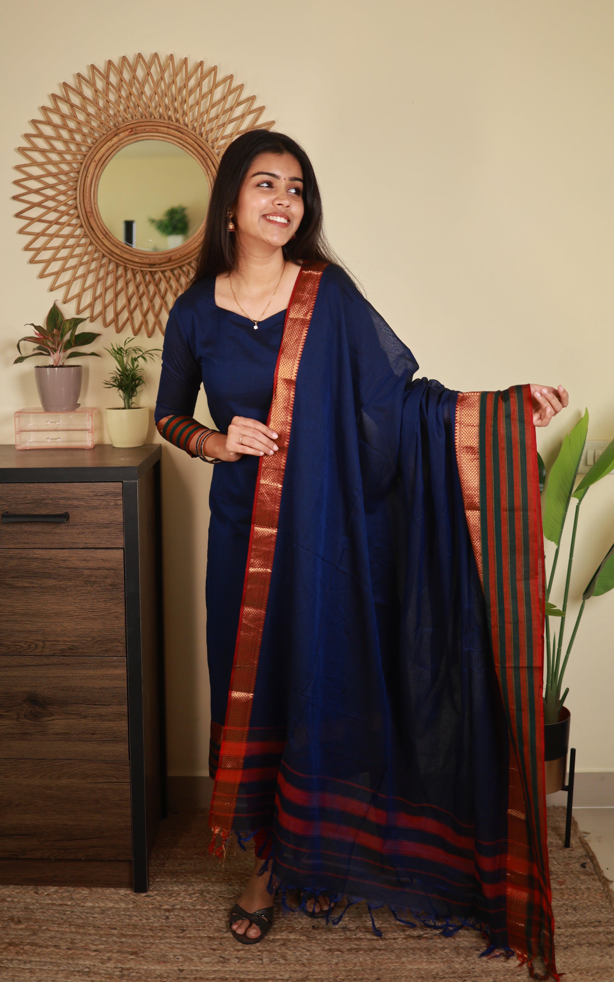 Aadhvita D (Kurti+Dupatta)