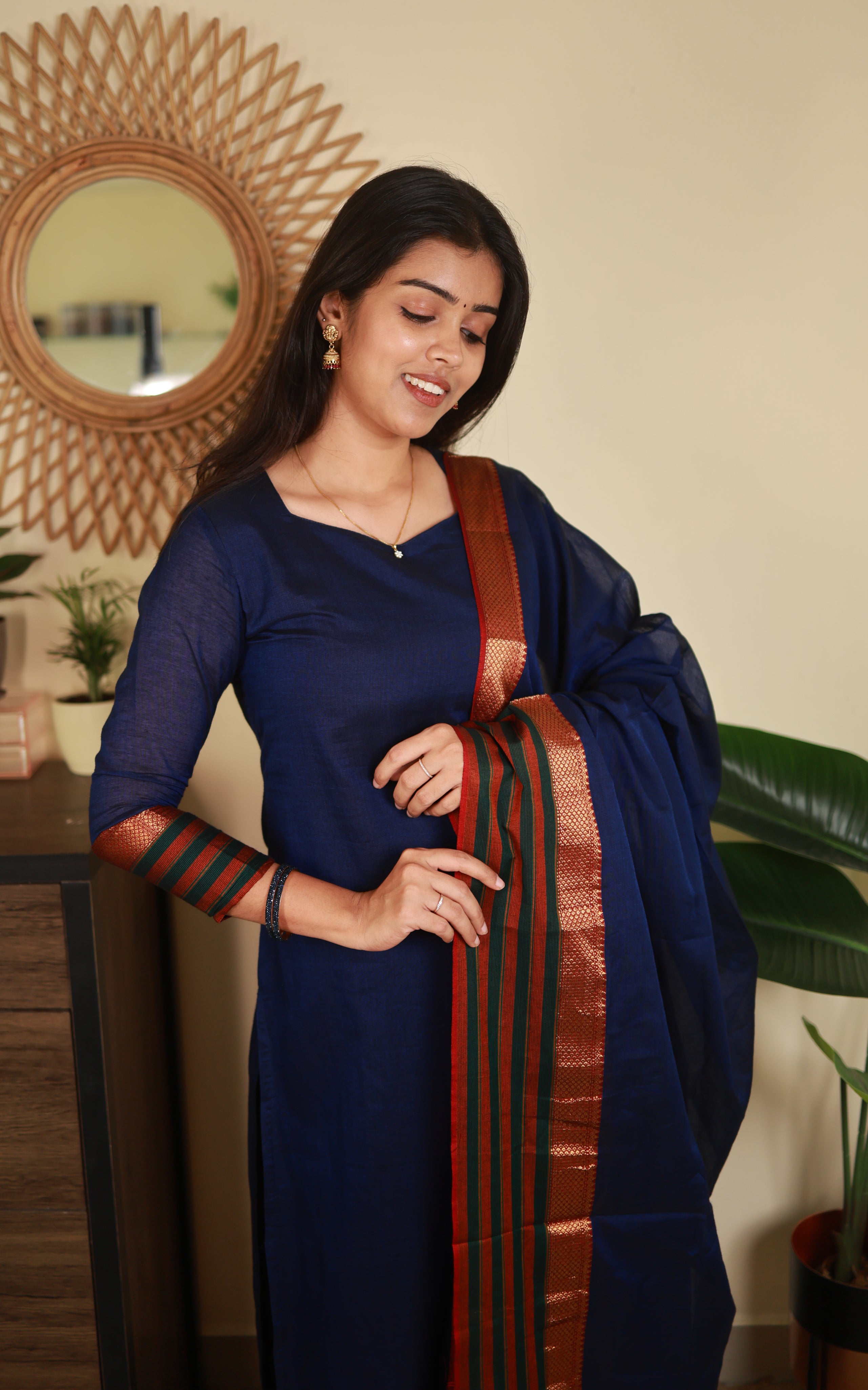 Aadhvita D (Kurti+Dupatta)