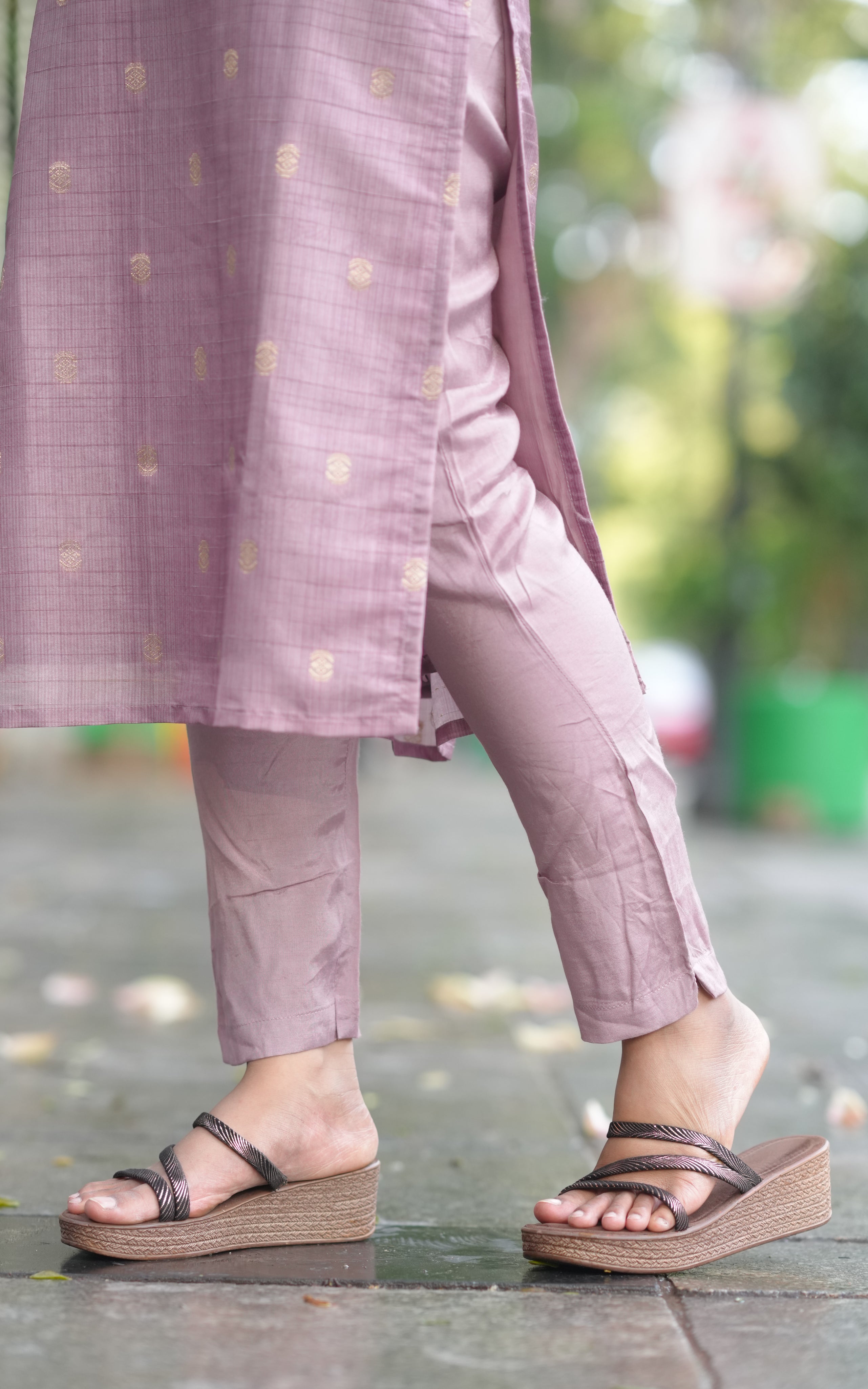 Rasinaa Onion Pink (Kurti+Pant+Dupatta)