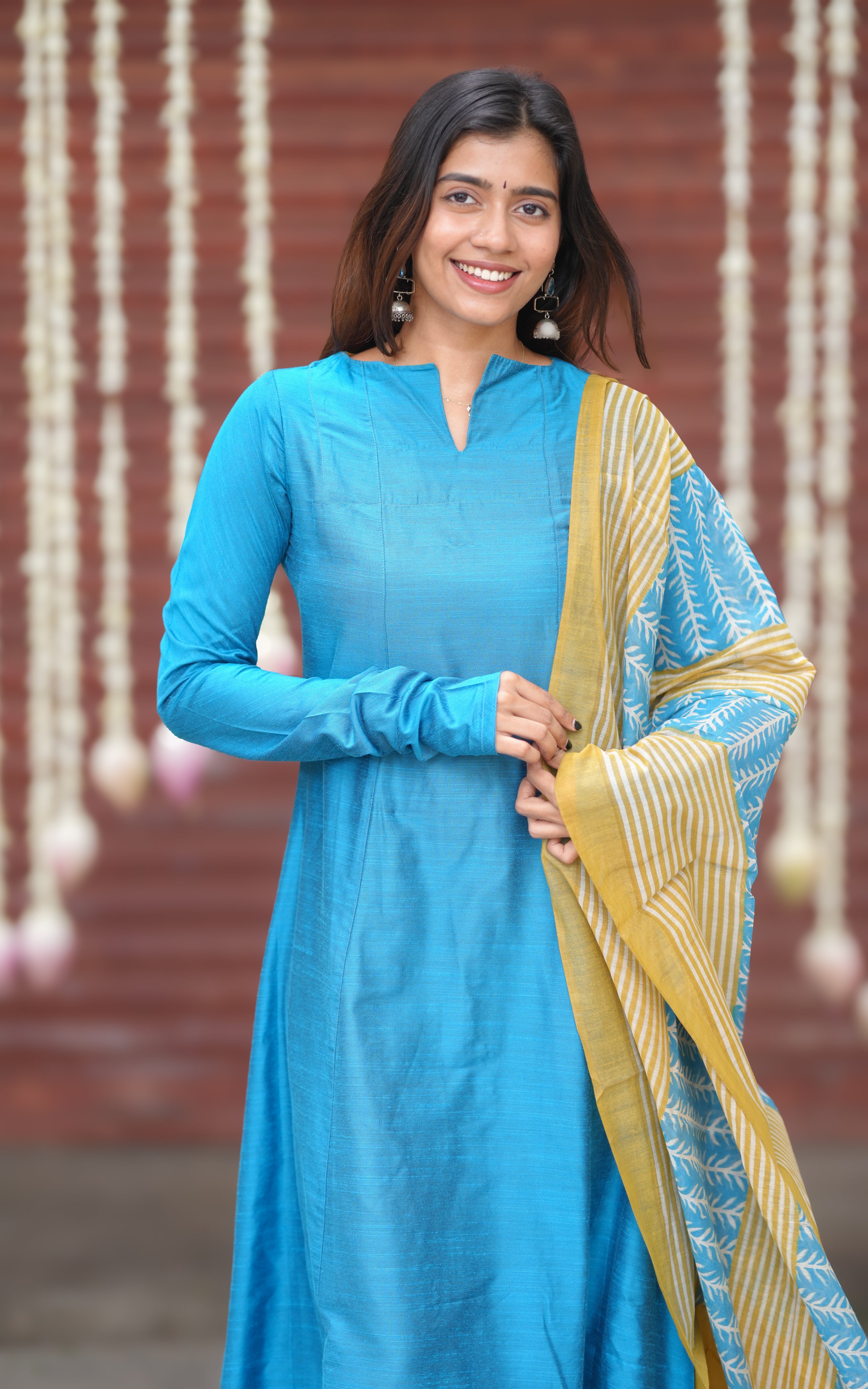 Kadhalar Dhinam 2 (Kurti+Dupatta)