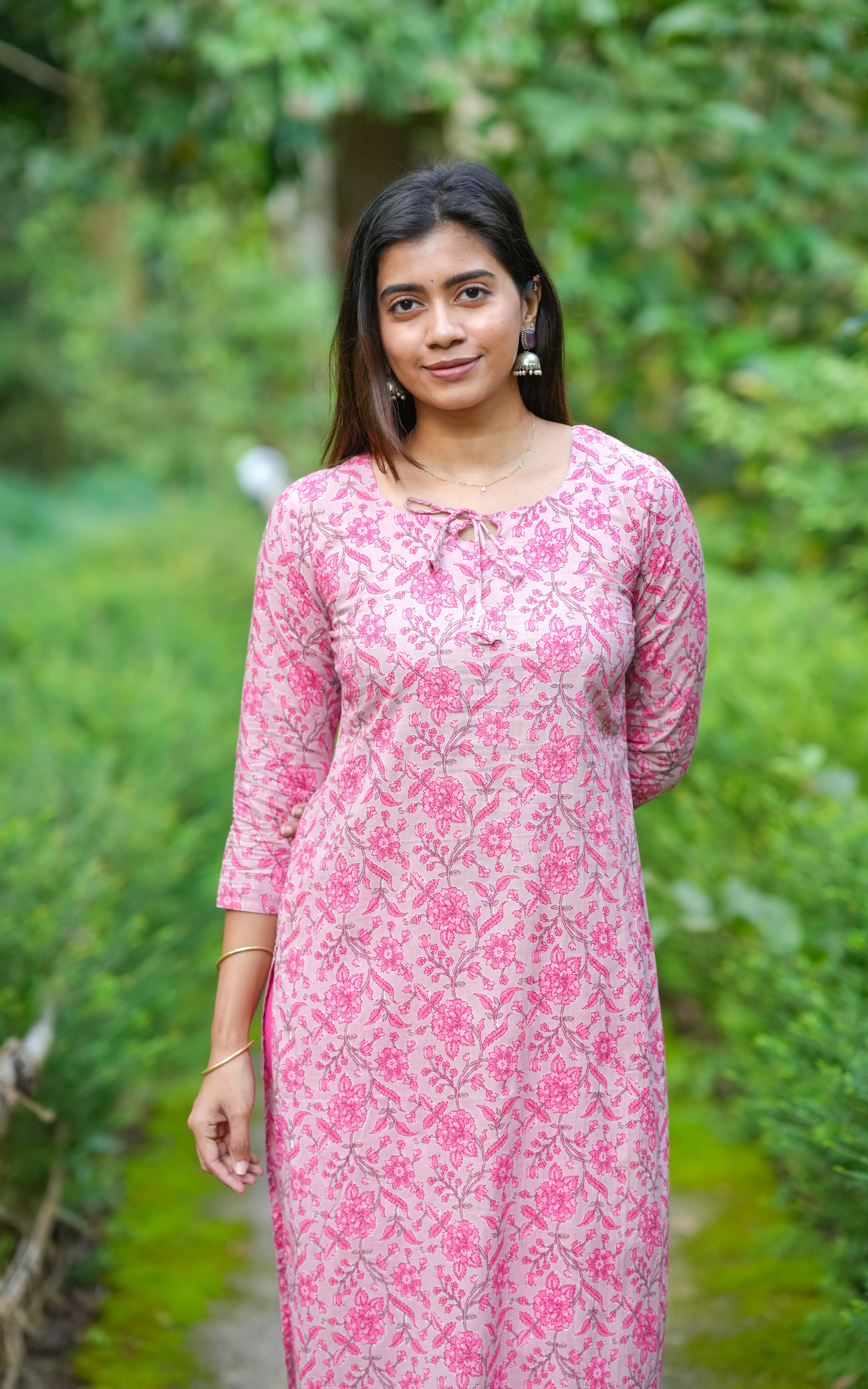 A go-to ethnic ensemble made to flatter and flow, crafted for everything from daily wear to special events
