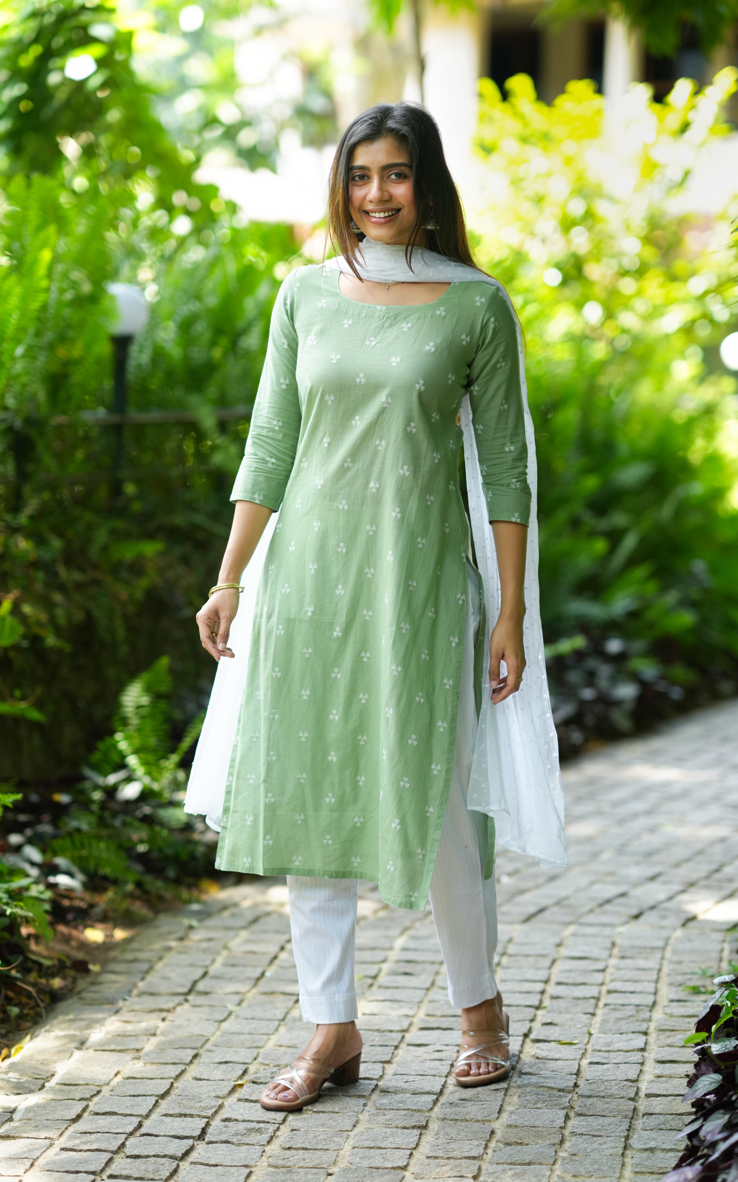 Aganagai (Kurti+Dupatta)