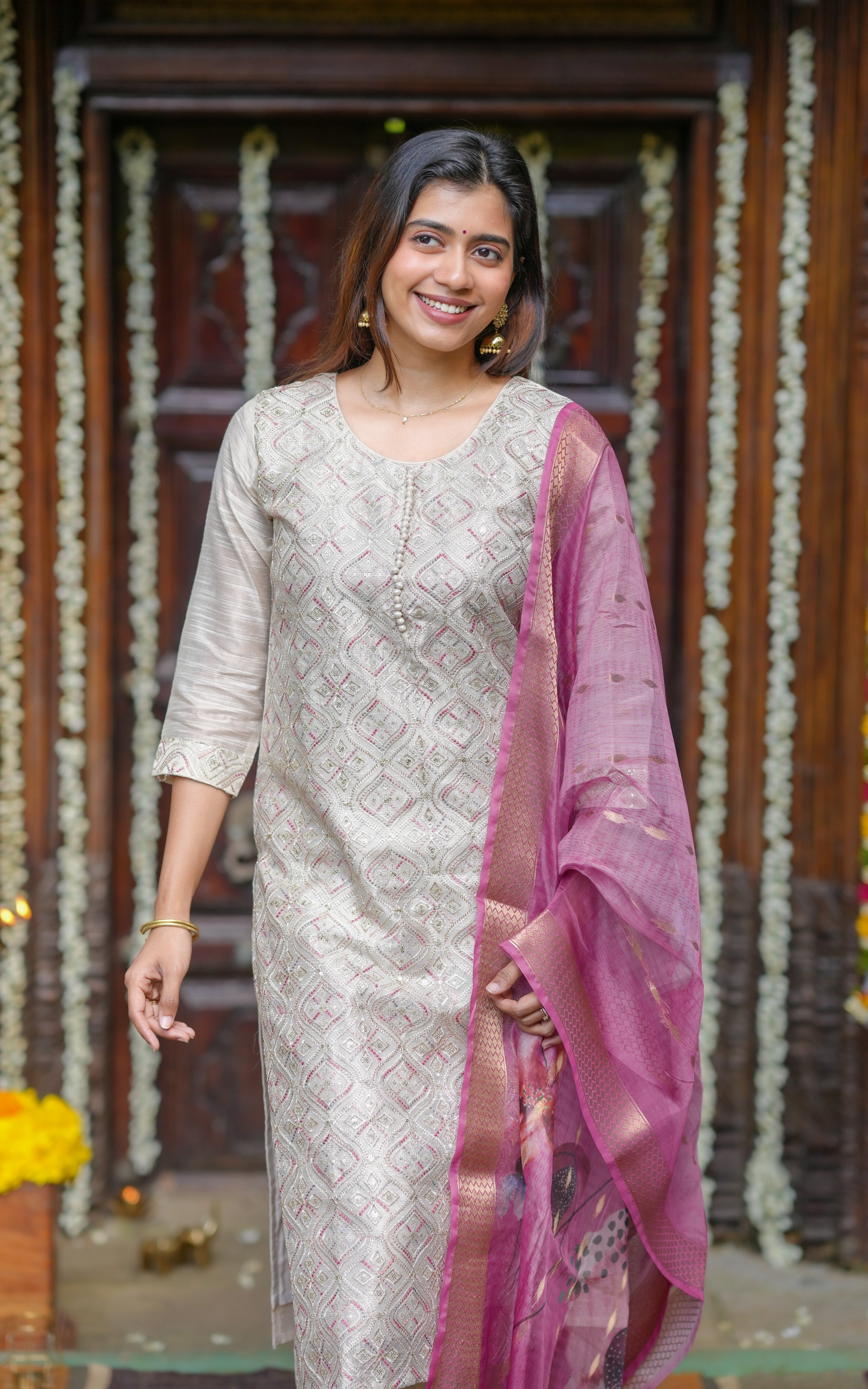 Vishmitha Beige (Kurti+Pant+Dupatta)