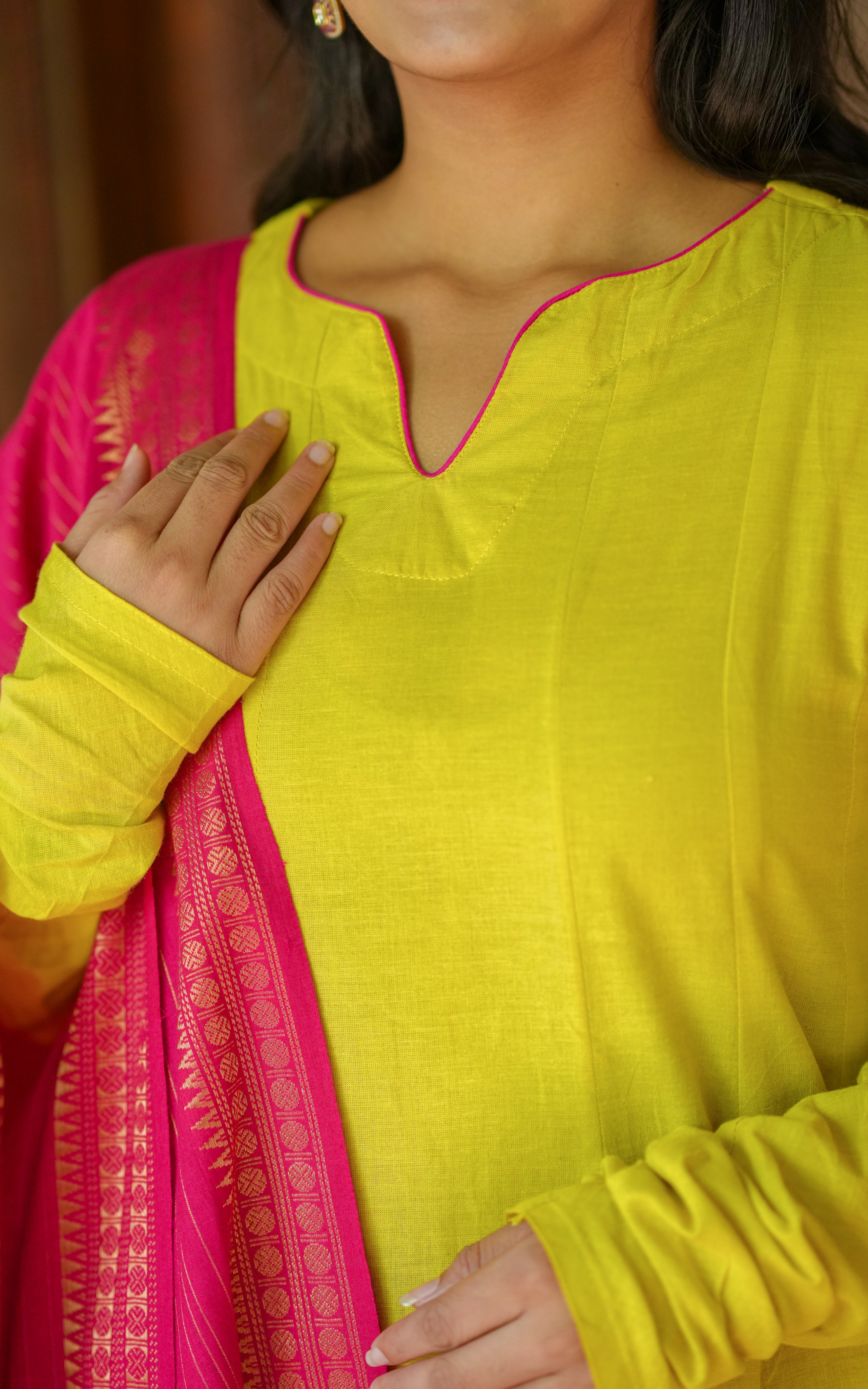 Menmozhi B (Kurti+Dupatta)
