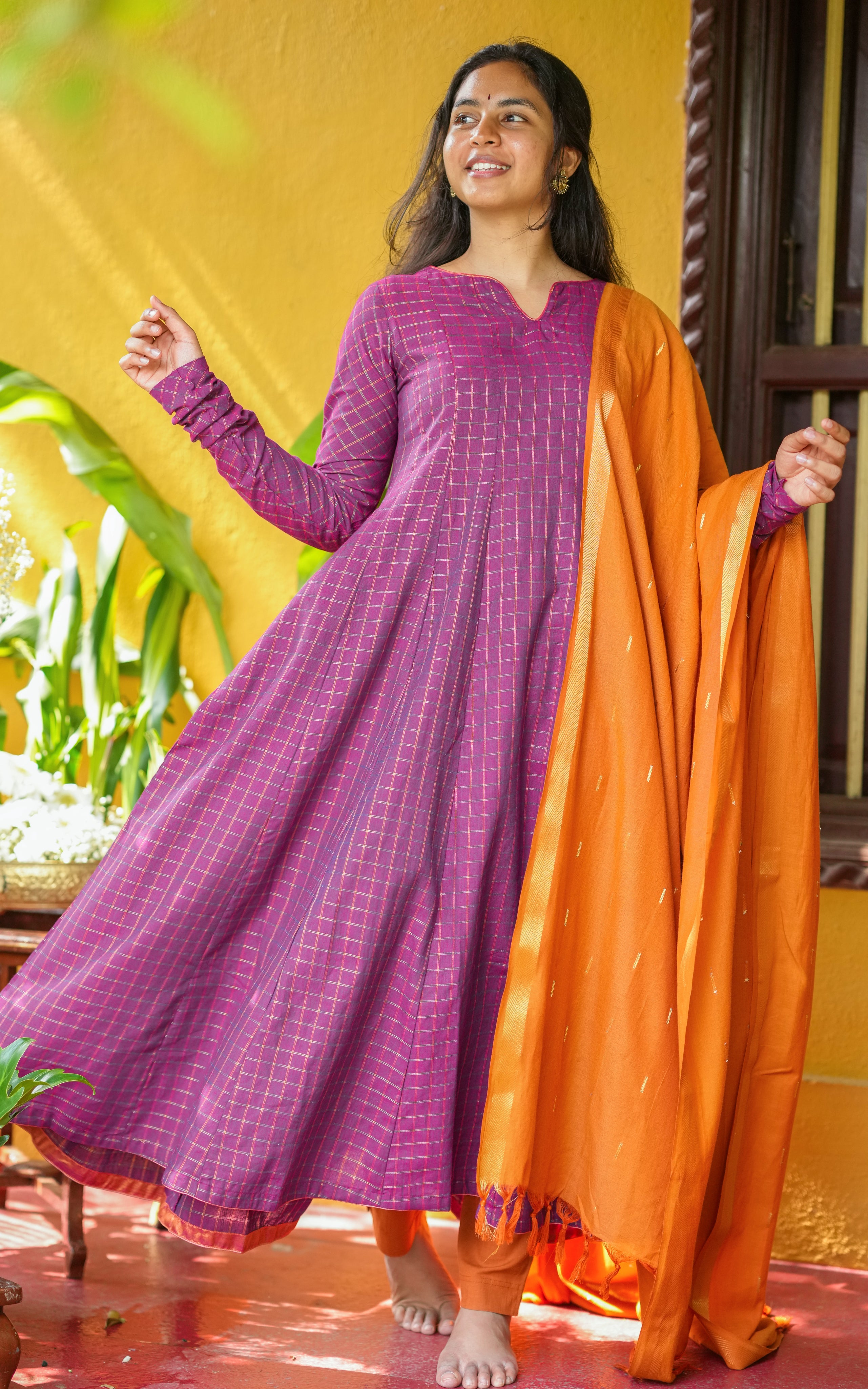 Menmozhi C (Kurti+Dupatta)