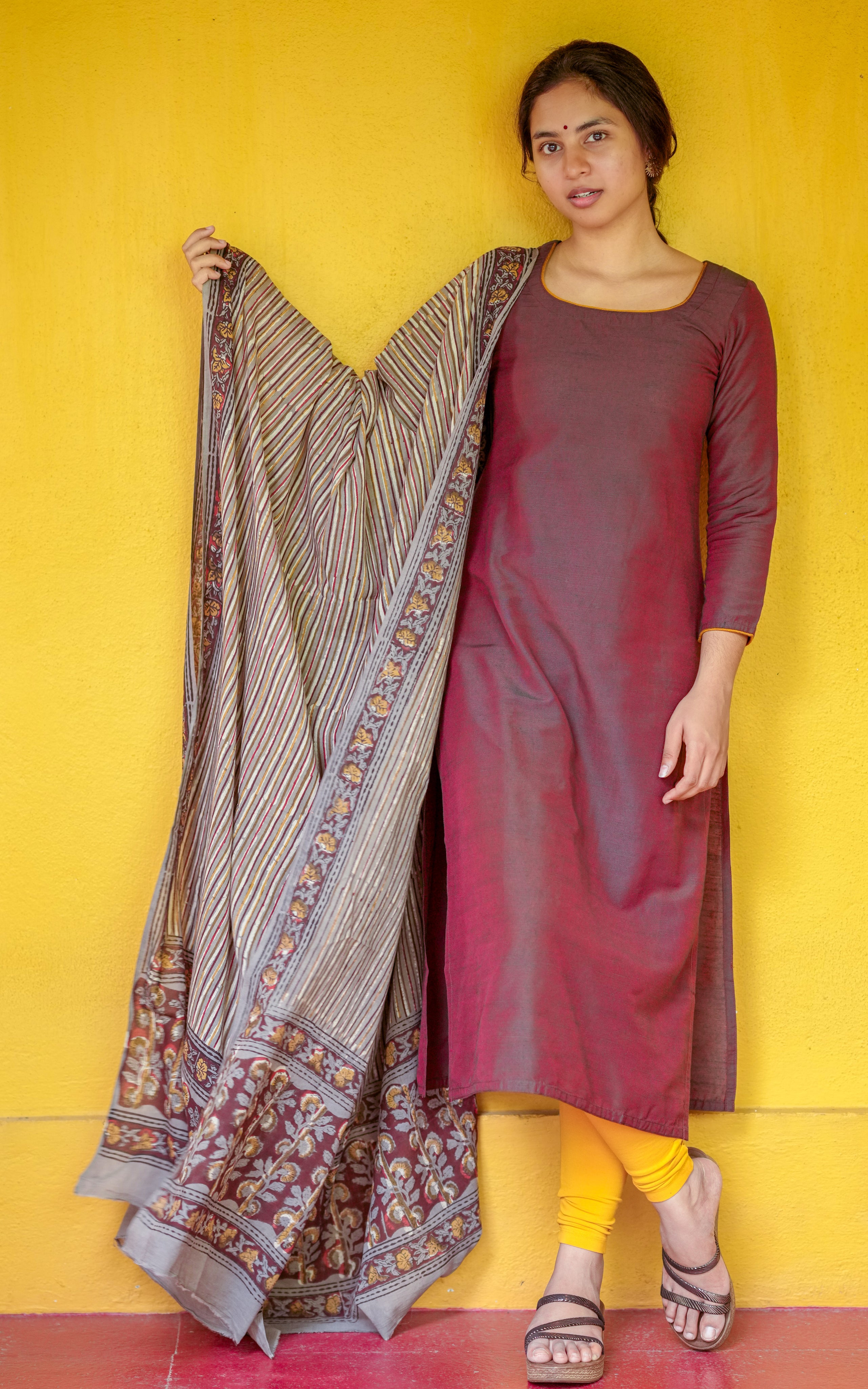 Moksha (Kurti+Dupatta)