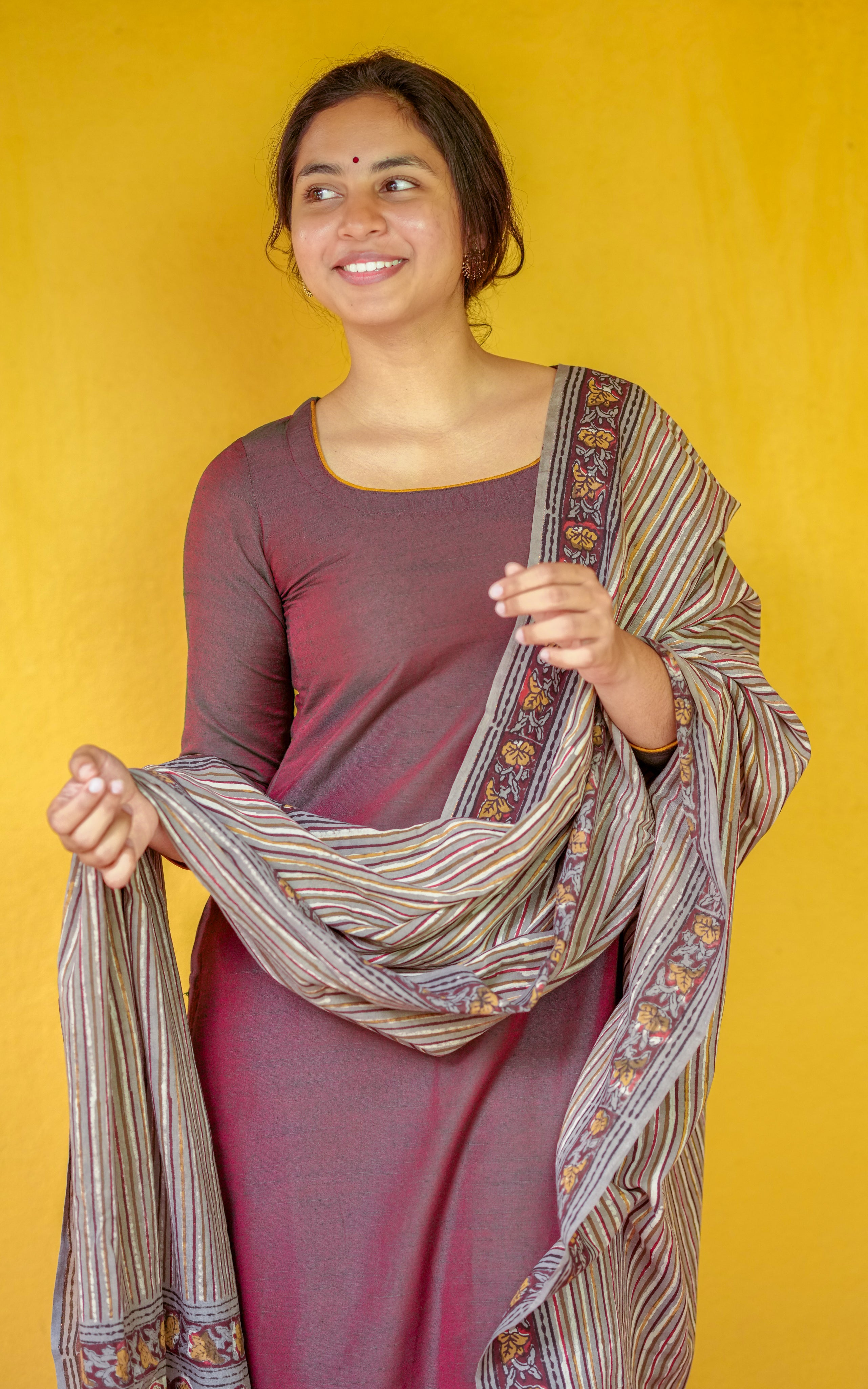 Moksha (Kurti+Dupatta)