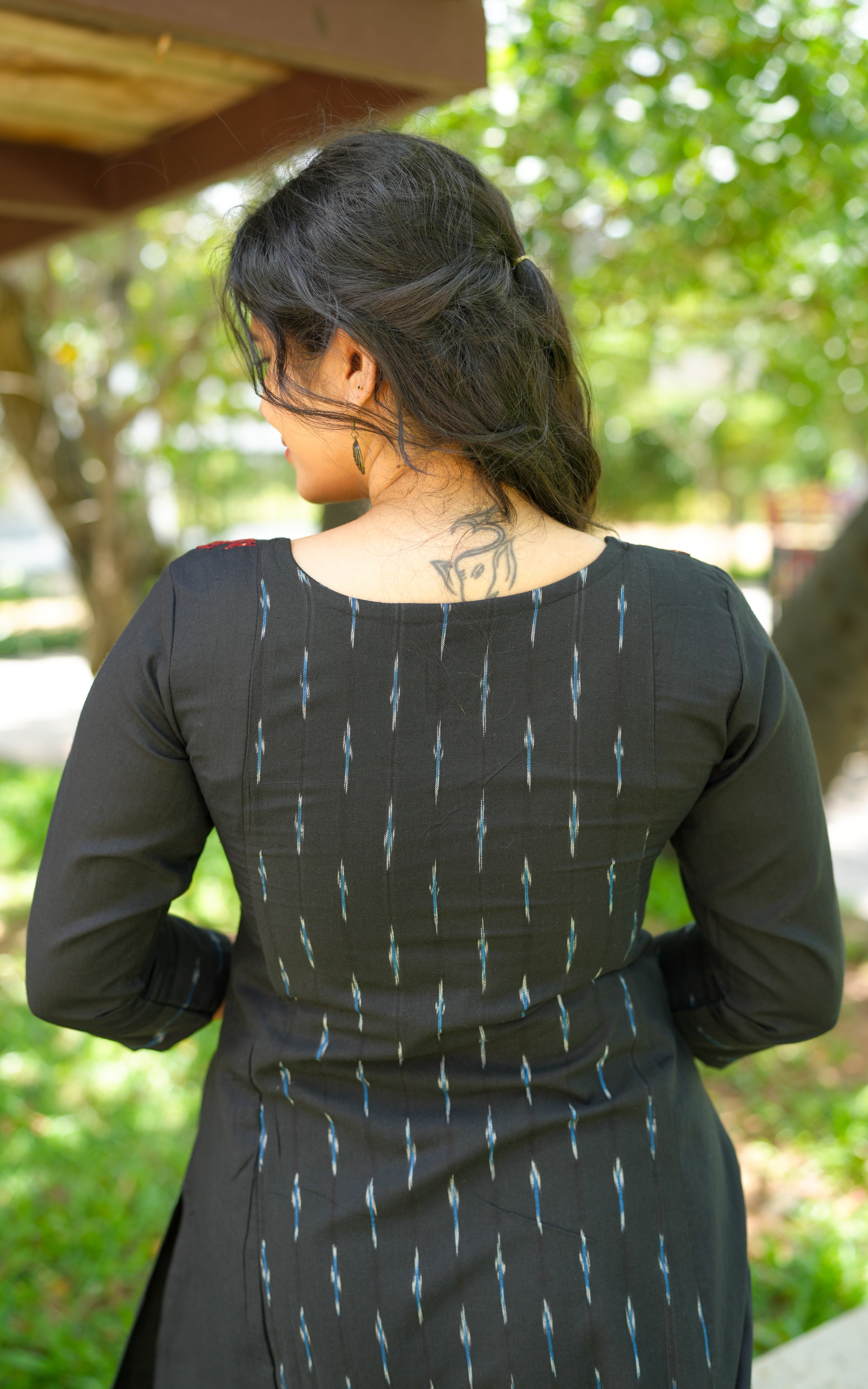 Karthigai Black
