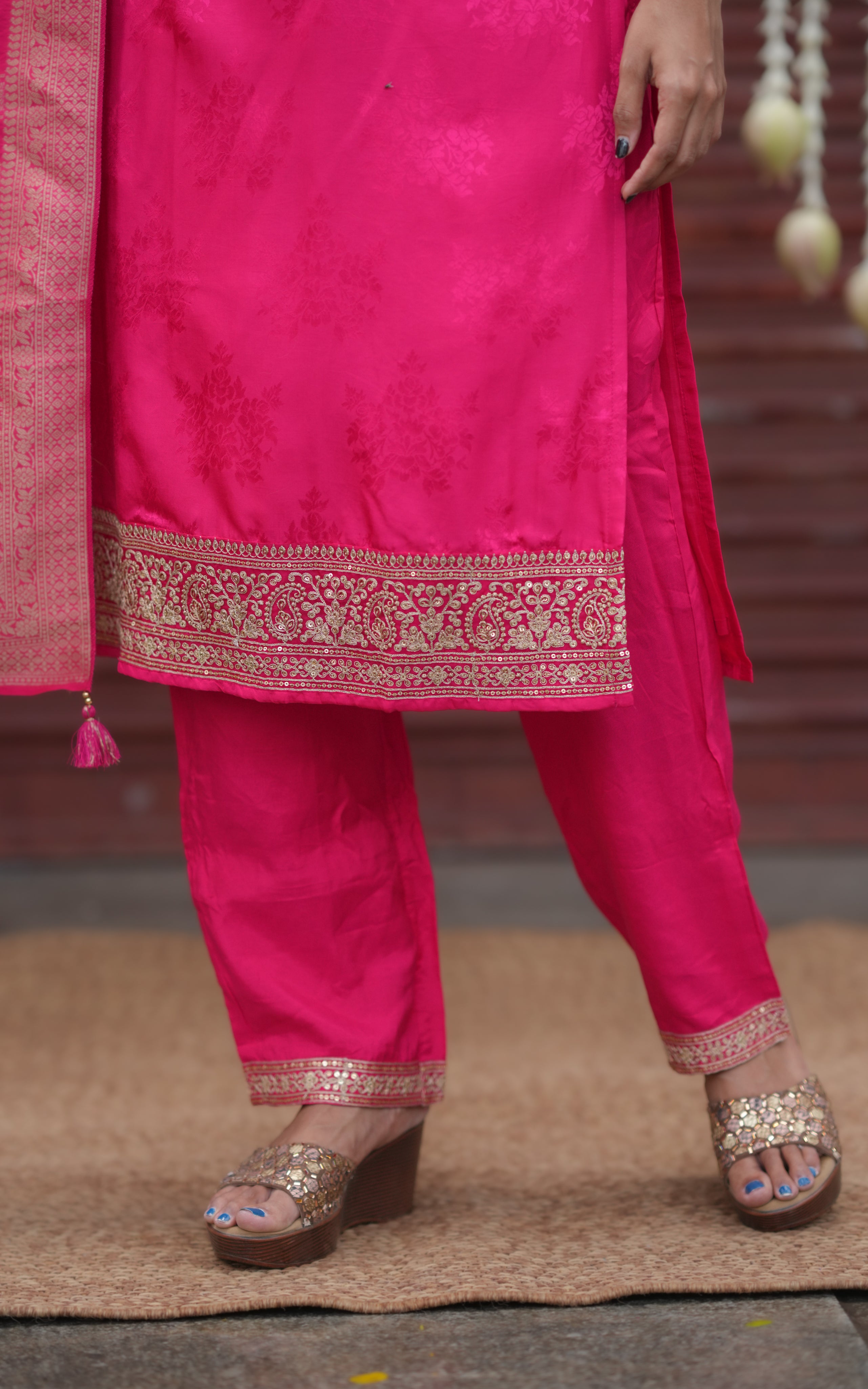 Neeraja (Kurti+Pant+Dupatta)