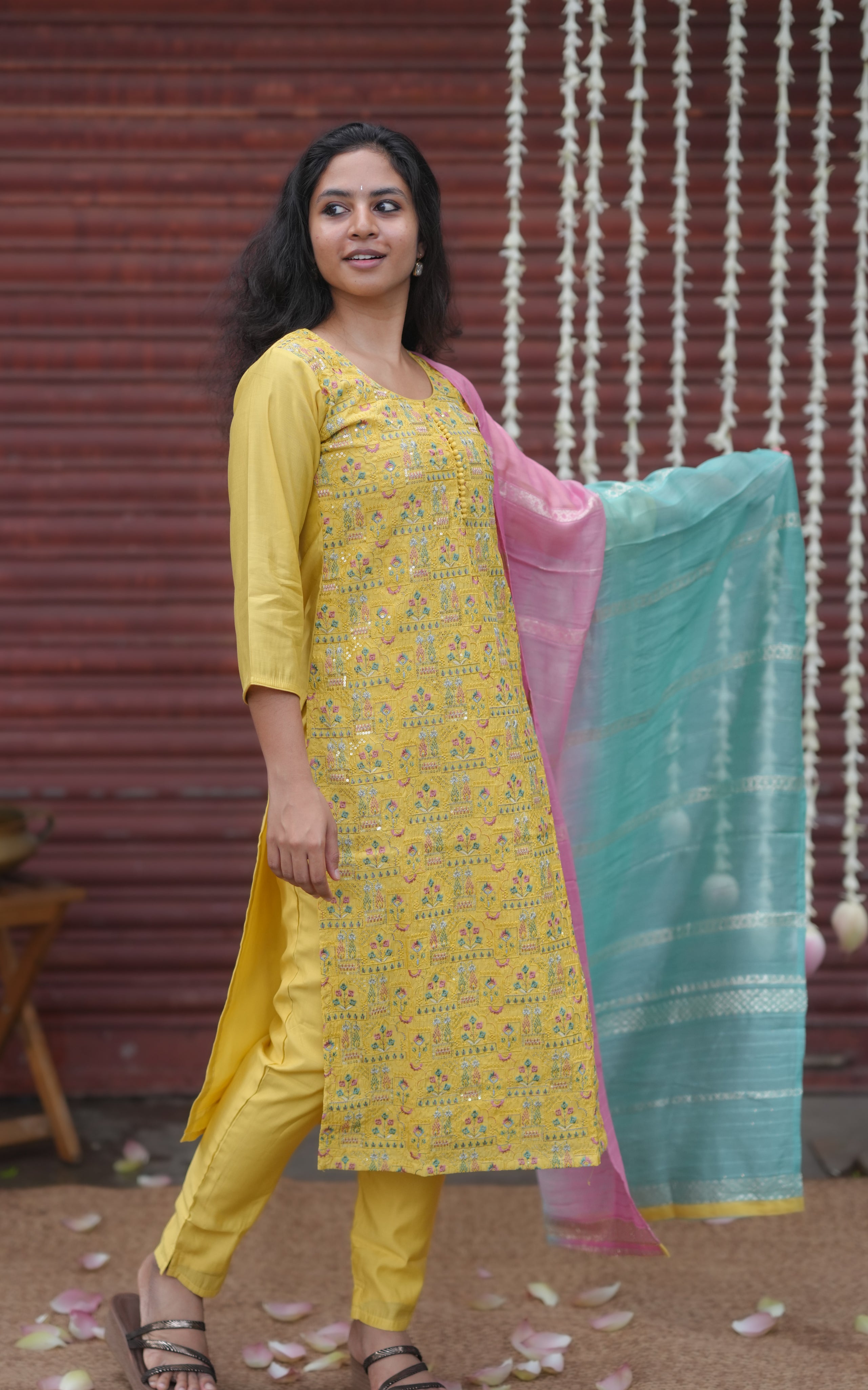 Daffodil (Kurti+Pant+Dupatta)