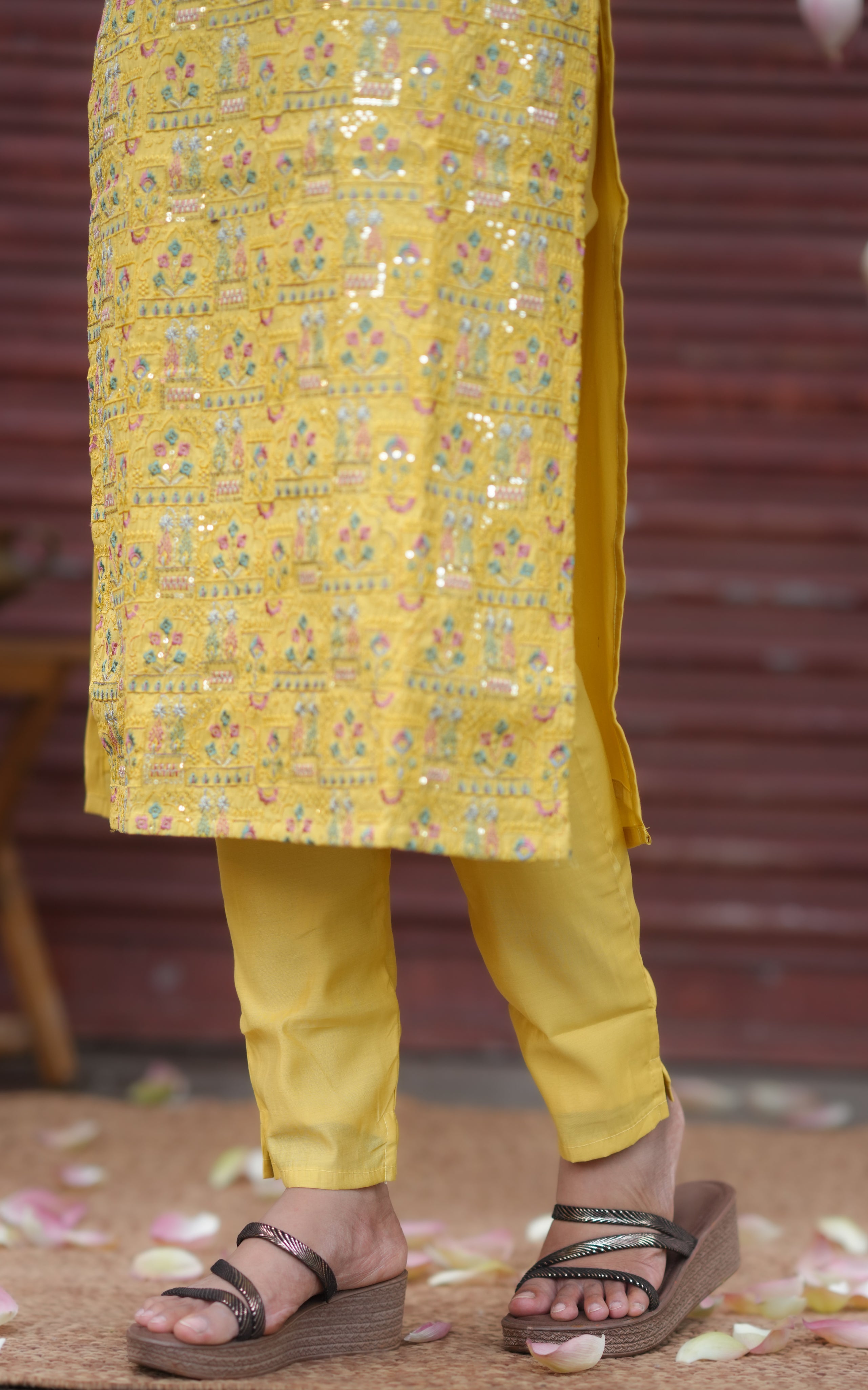 Daffodil (Kurti+Pant+Dupatta)