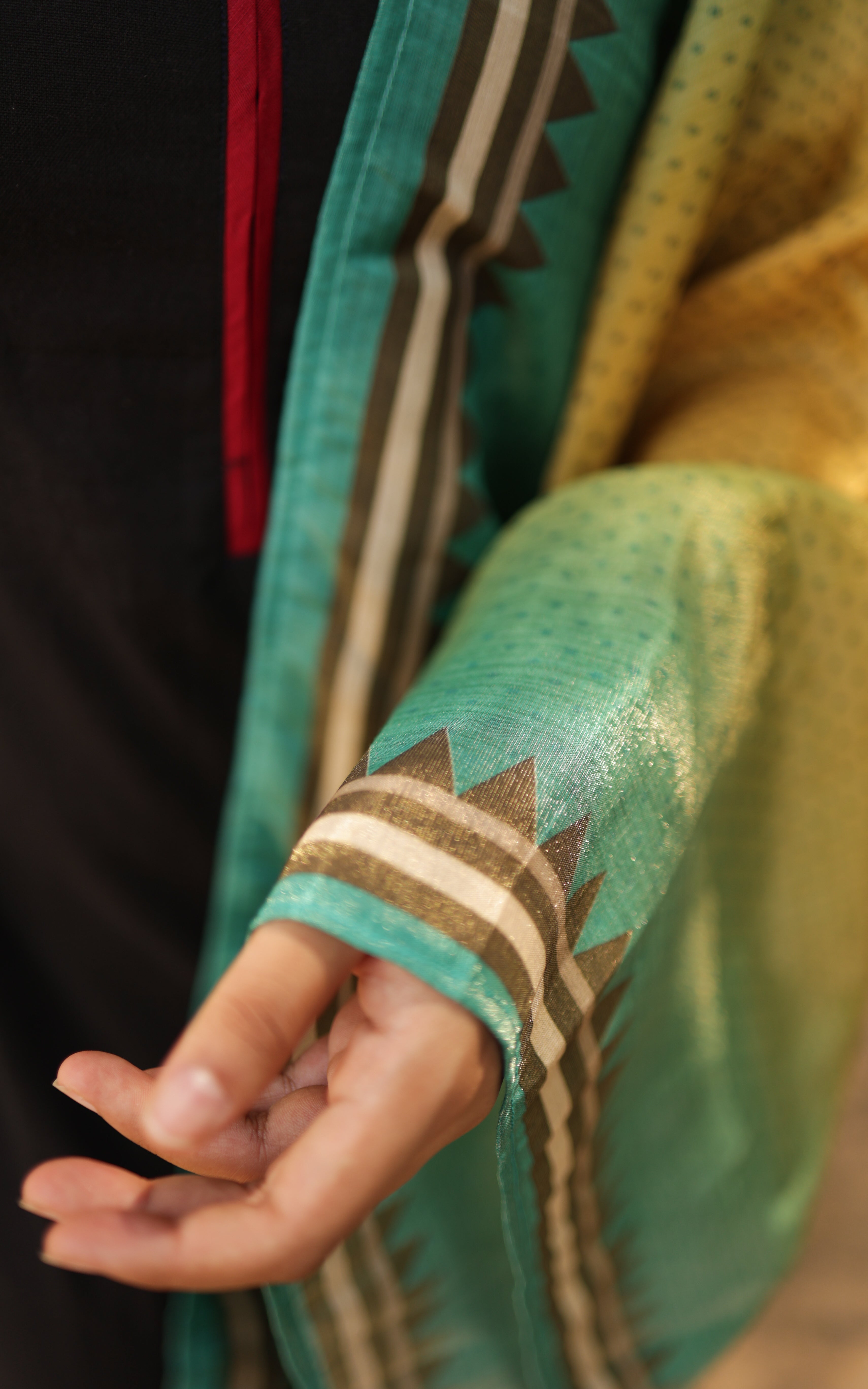 Om Shanti Oshanna 6 (Kurti+Dupatta)