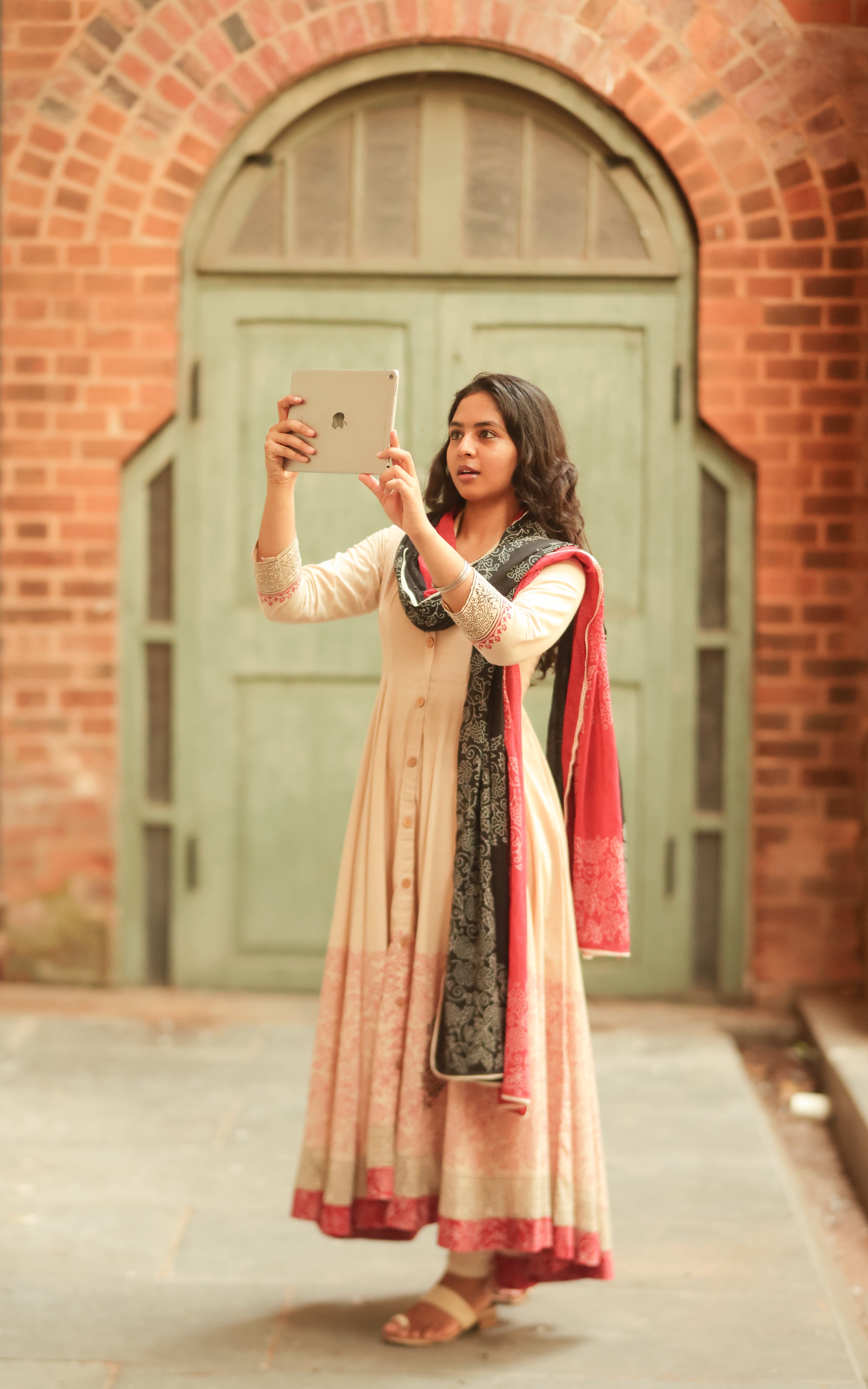 Tara casual and stylish looks