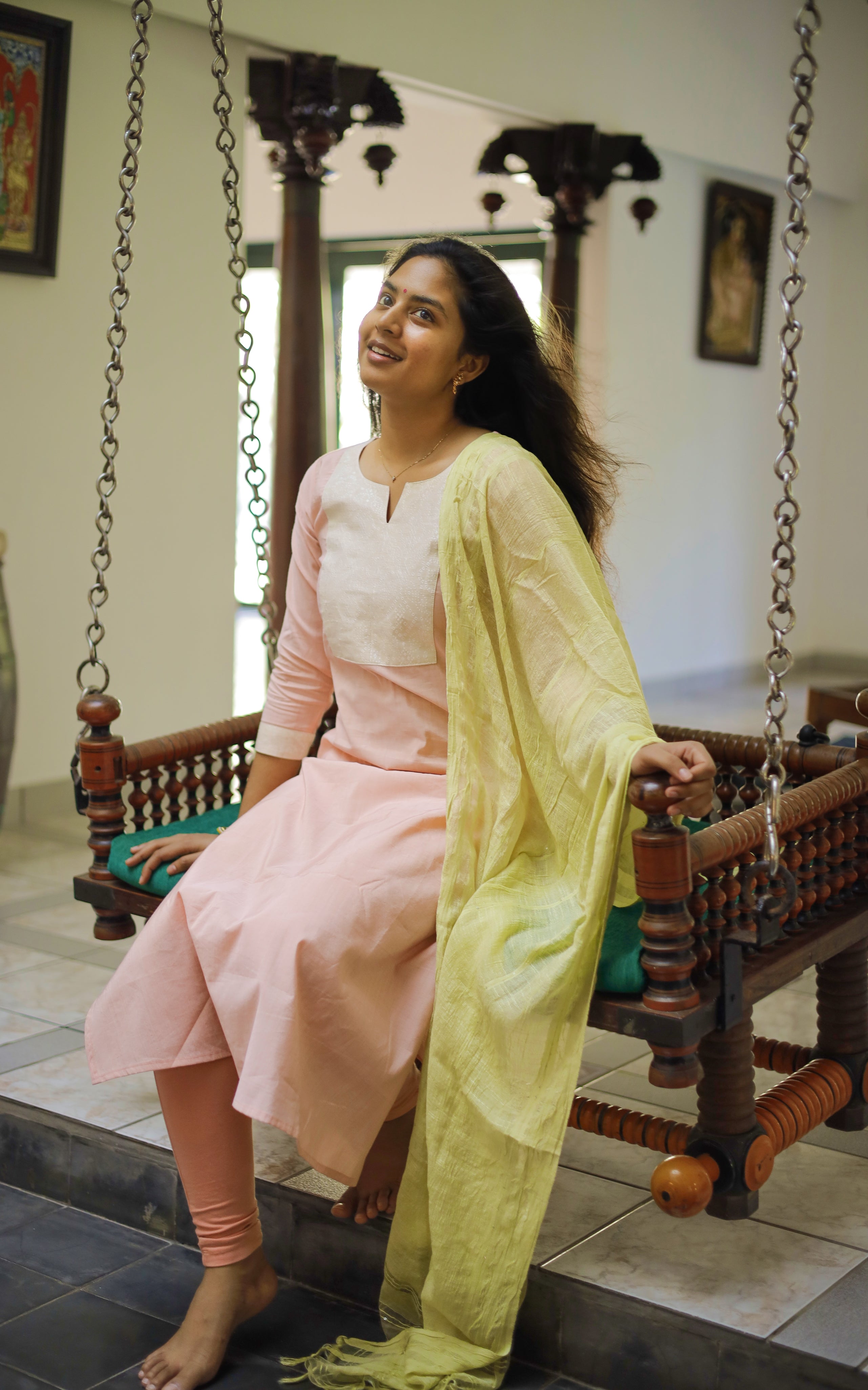 Inspired by the soft, graceful village-style looks seen in Saravanan .