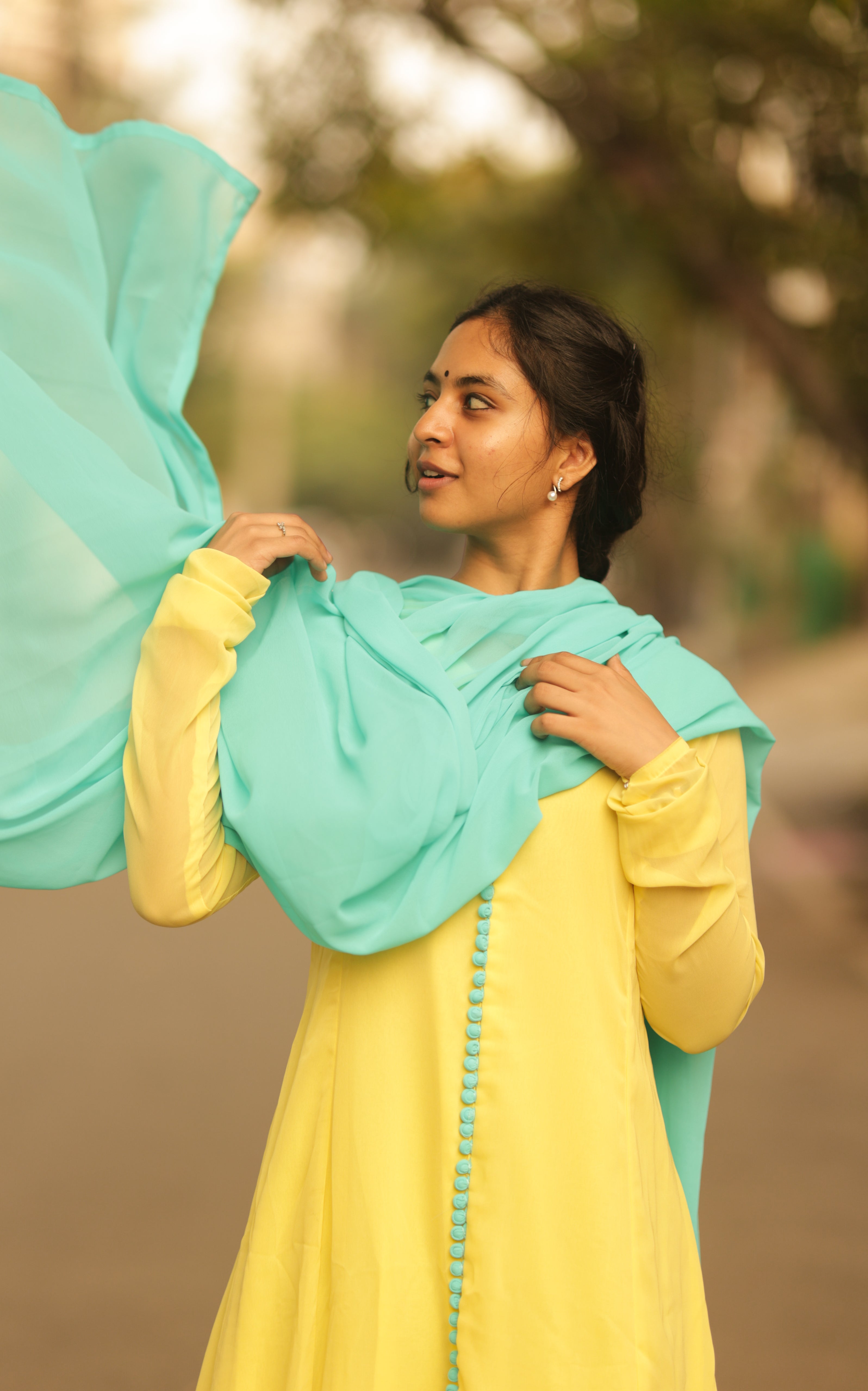 instore kurti Kannedhirey Thondrinal (Kurti+Dupatta)