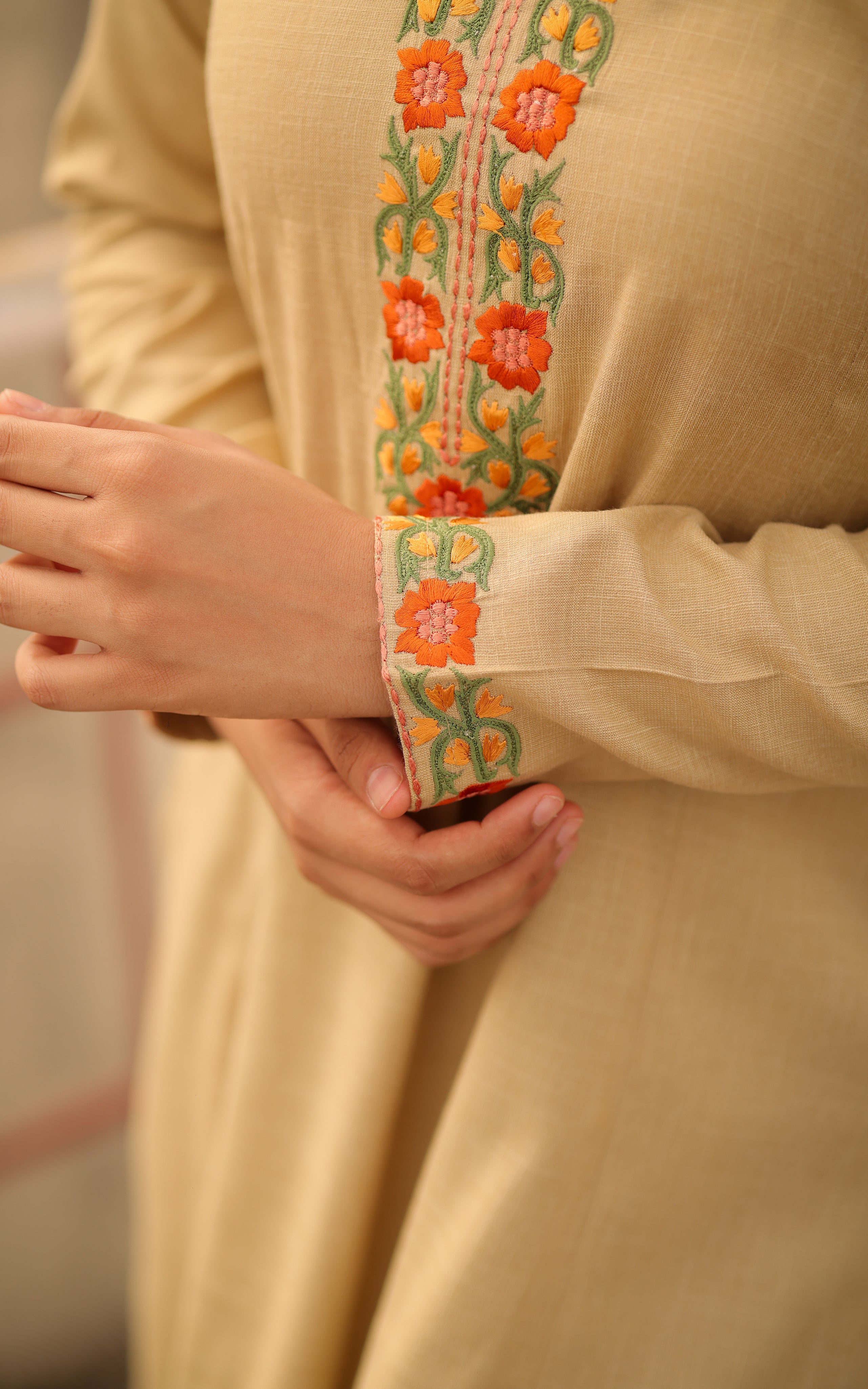Kandukondain Kandukondain Tabu 9 (Kurti+Dupatta)