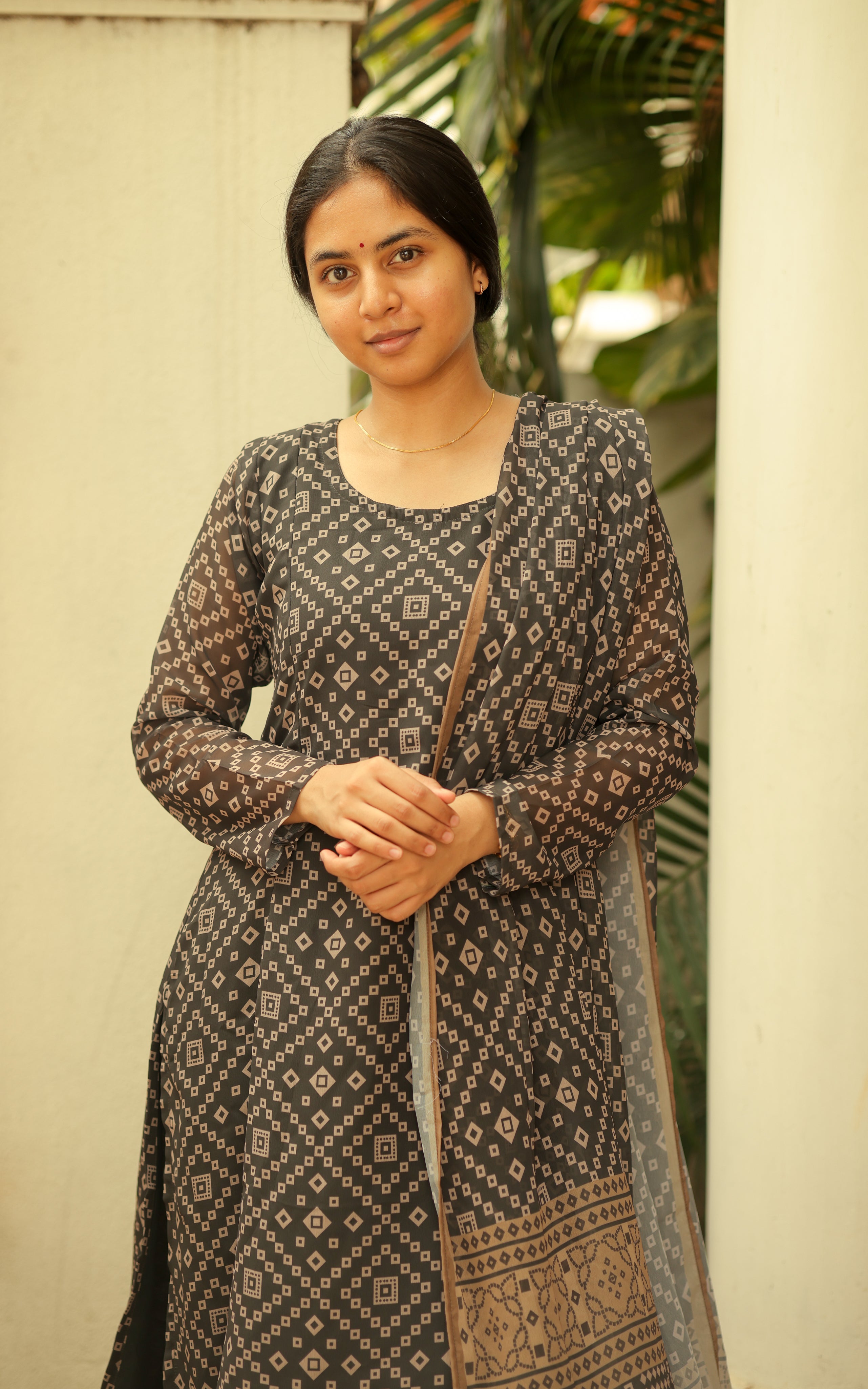 Kandukondain Kandukondain Tabu 10 (Kurti+Dupatta)
