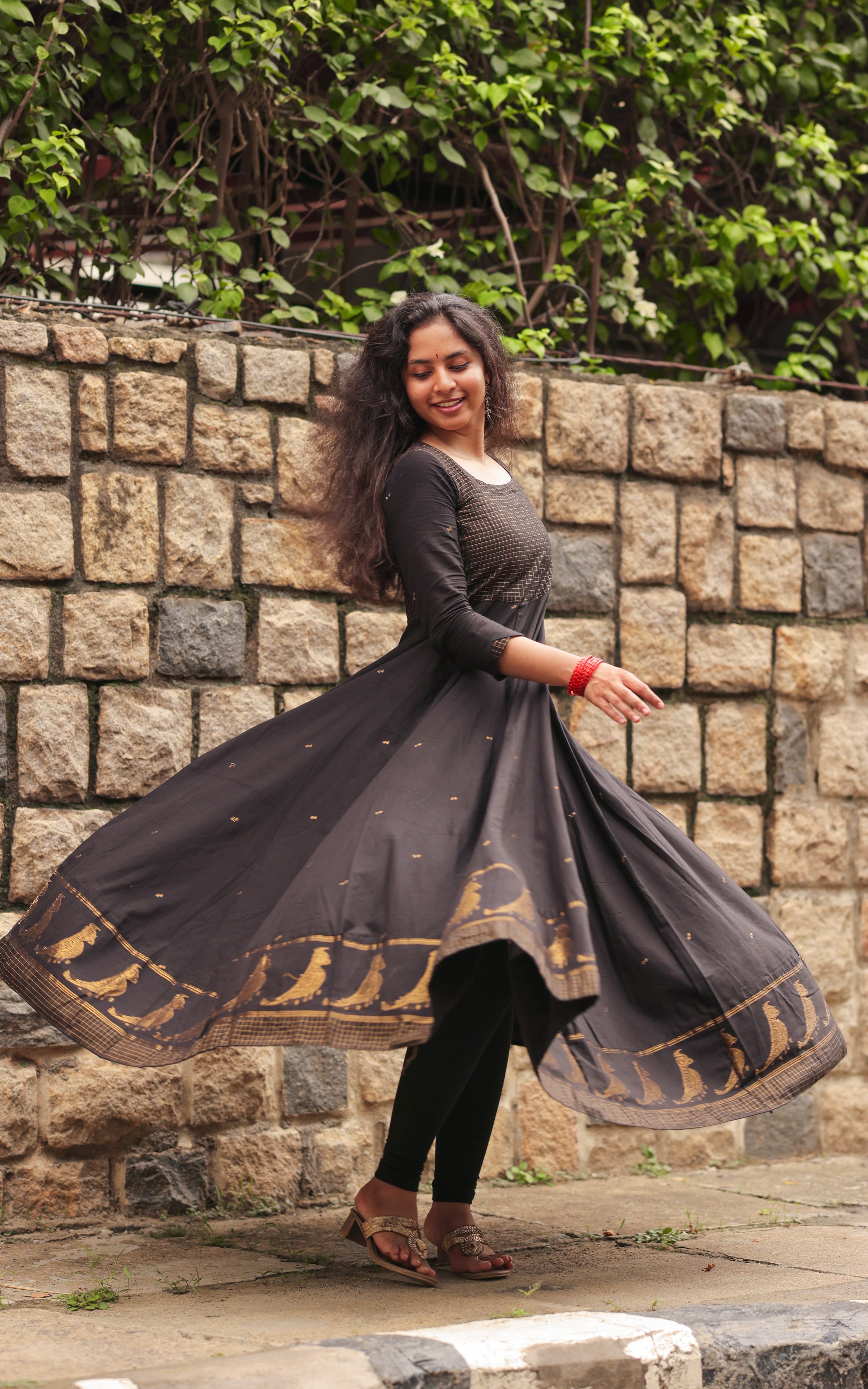 Paingili Black  (Kurti+Dupatta)