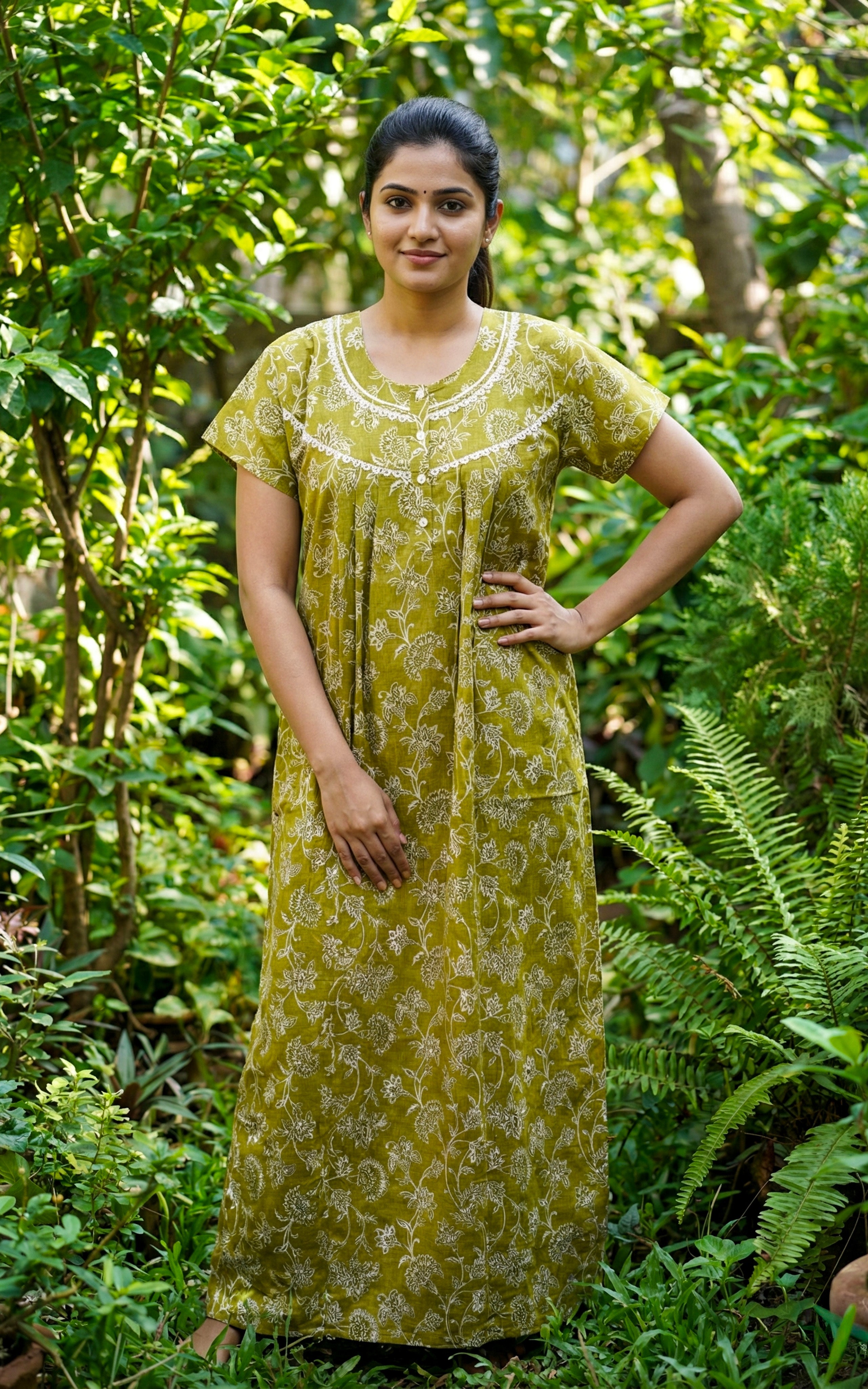 Comfortable cotton nighty with a convenient pocket