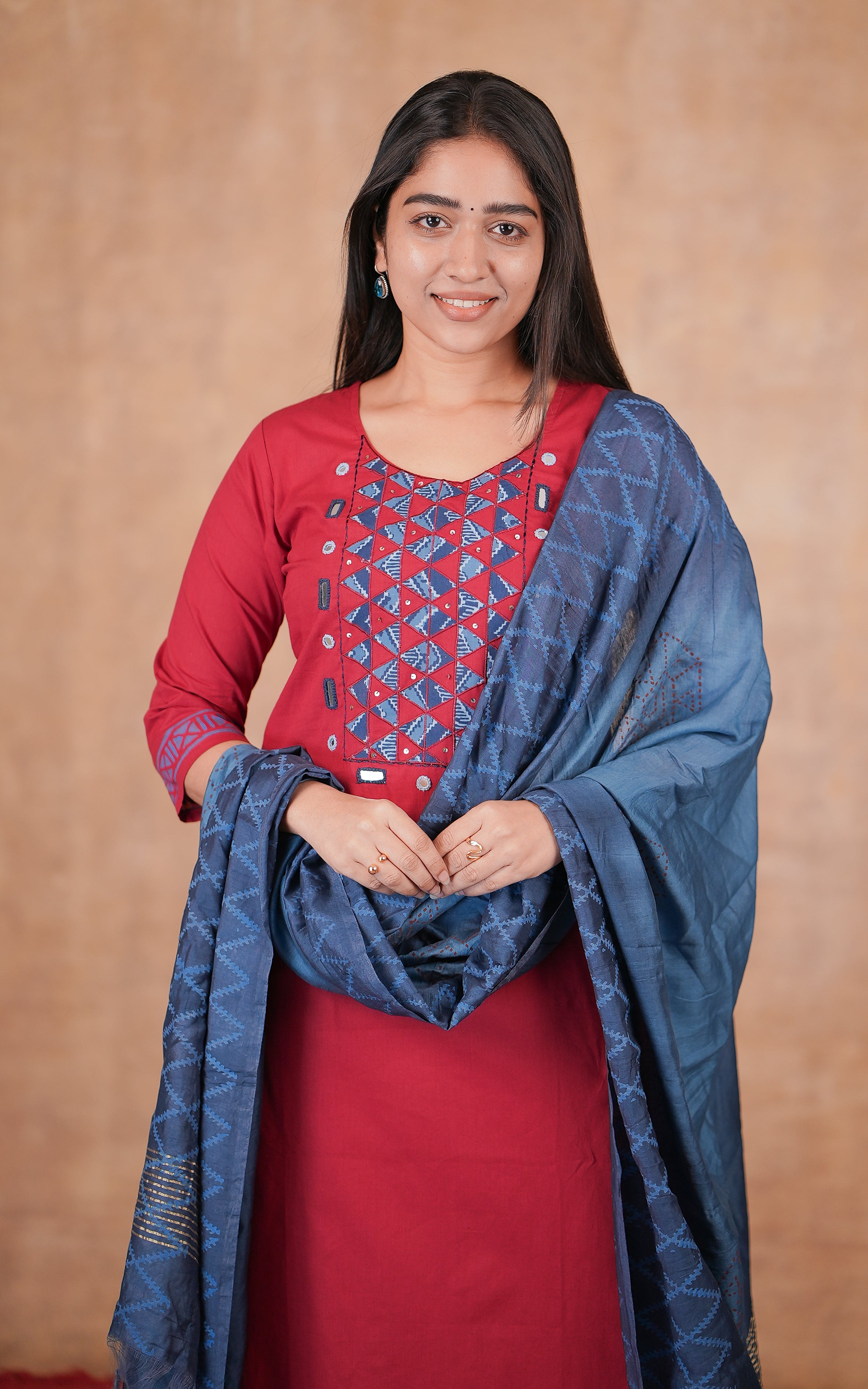 Sindhusha B (Kurti+Pant+Dupatta)