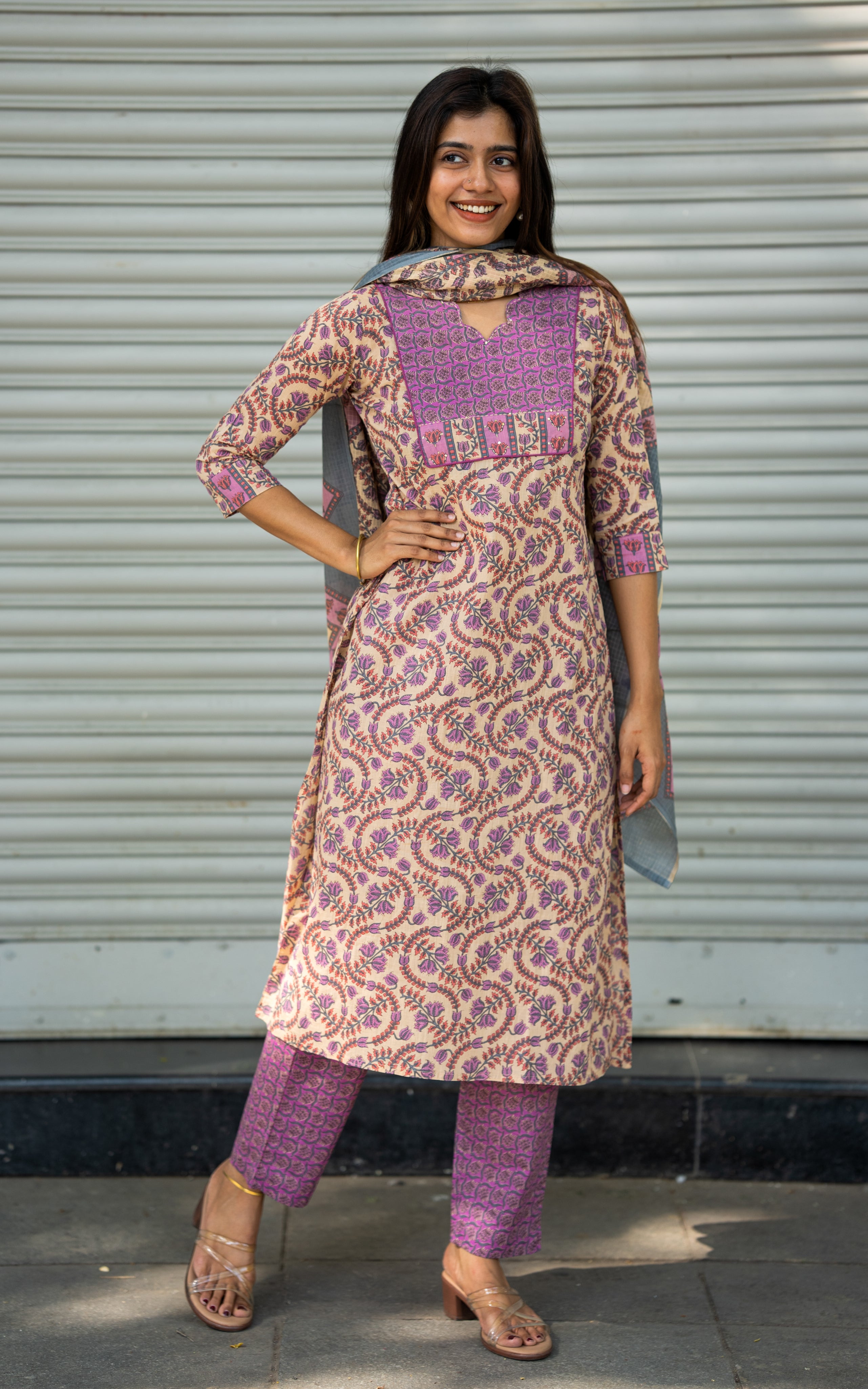 Jenisha C (Kurti+Pant+Dupatta)