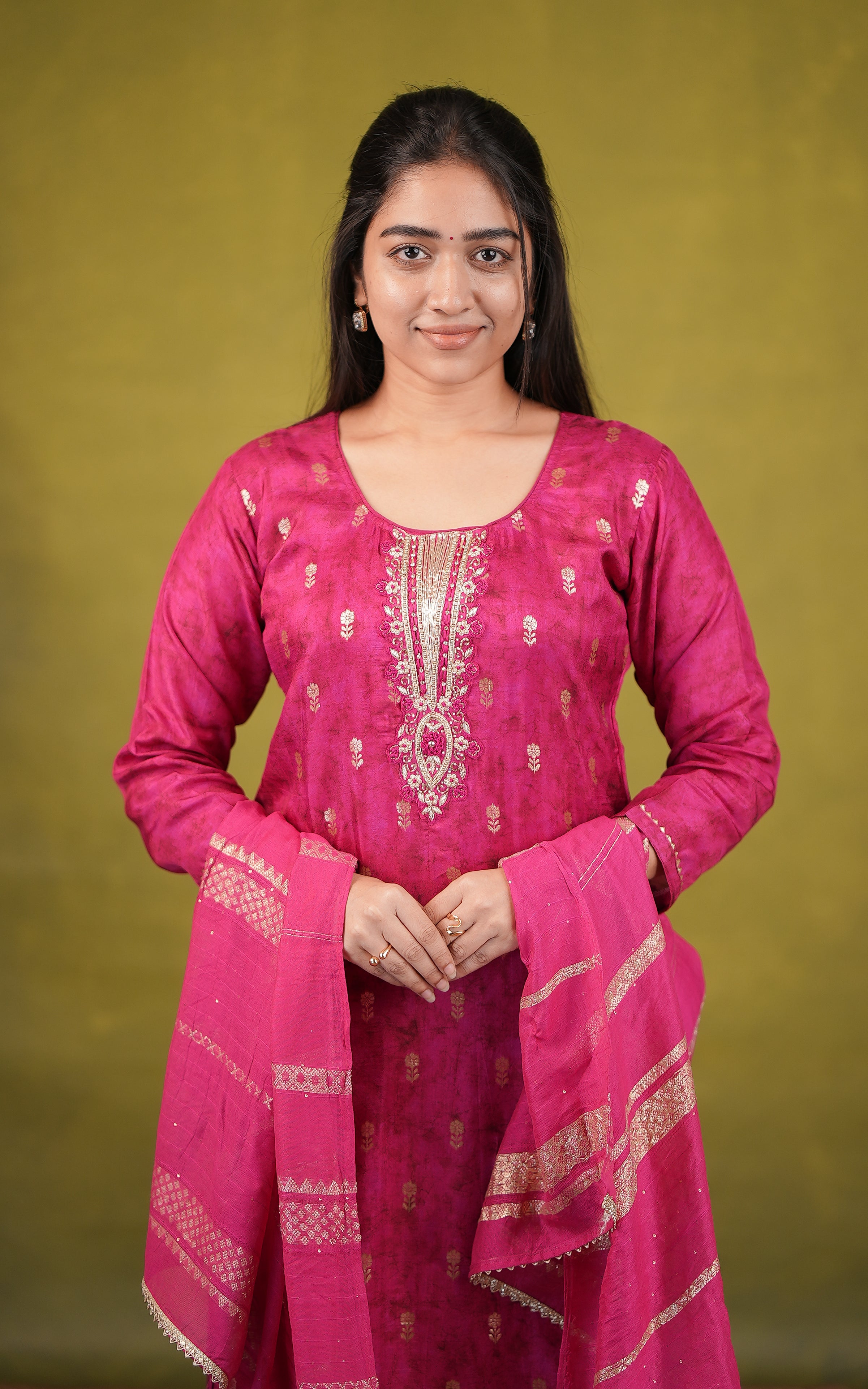 Instore-Reddish Pink Straight Cut Kurti with Pant & Dupatta