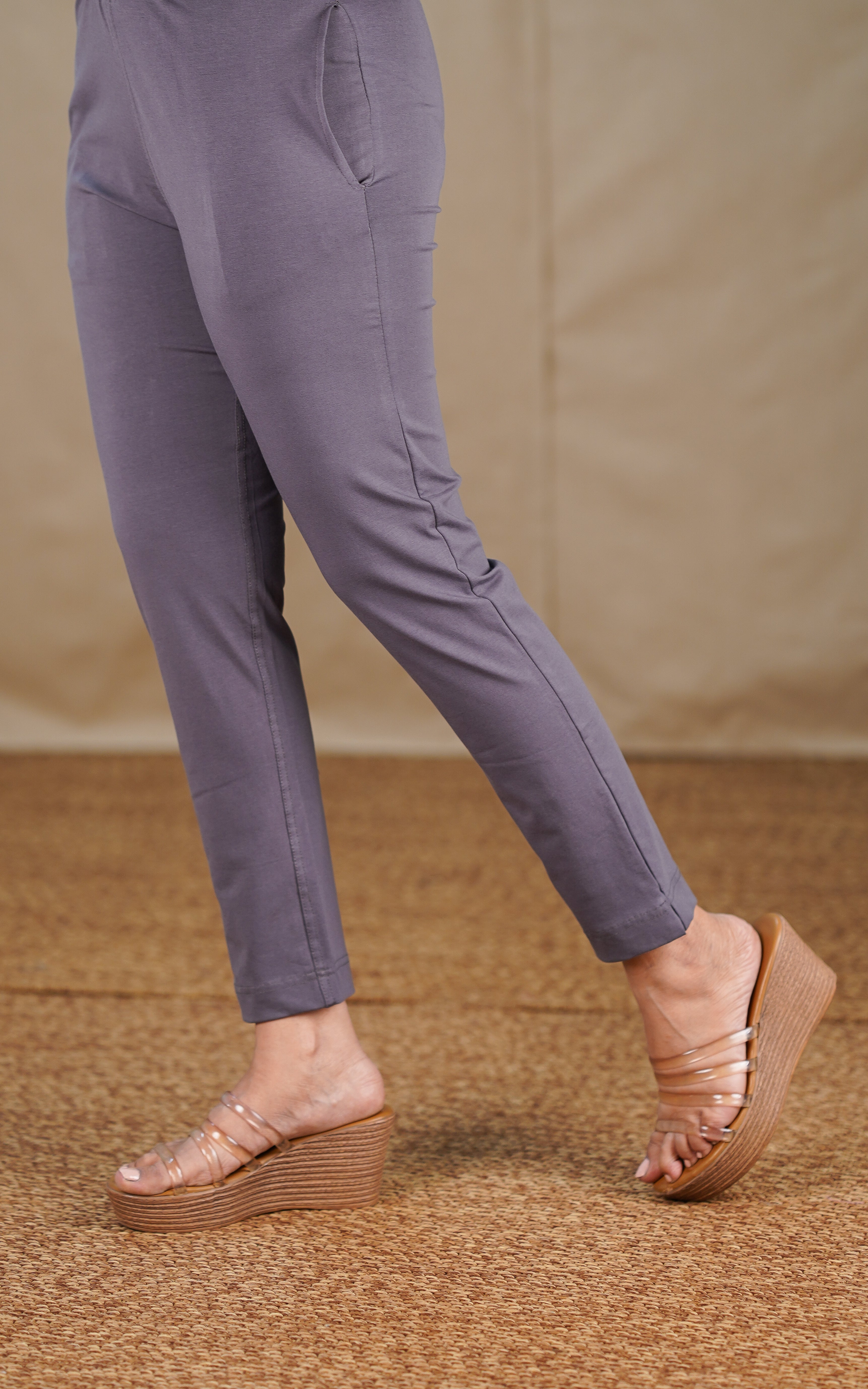 95% Cotton And 5% Elastane Straight Fit Diamond Leggings at Rs 160 in Indore