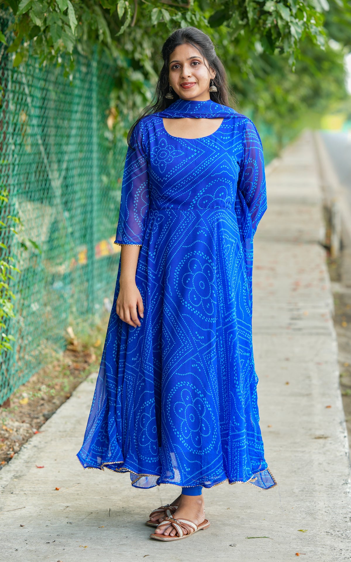 Pon Tharigai Royal Blue (Kurti+Dupatta)