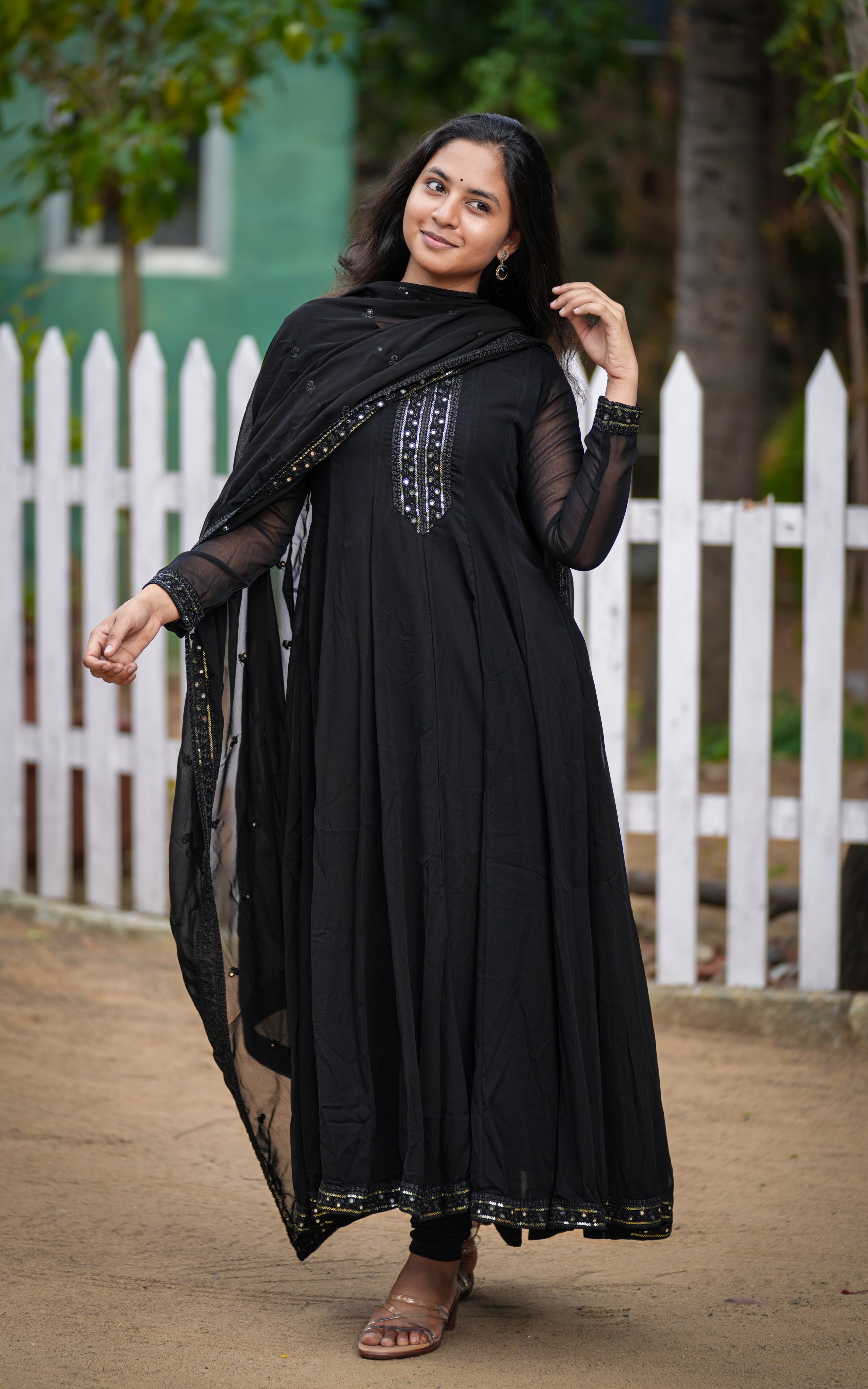 Matheesha Black (Kurti+Dupatta)