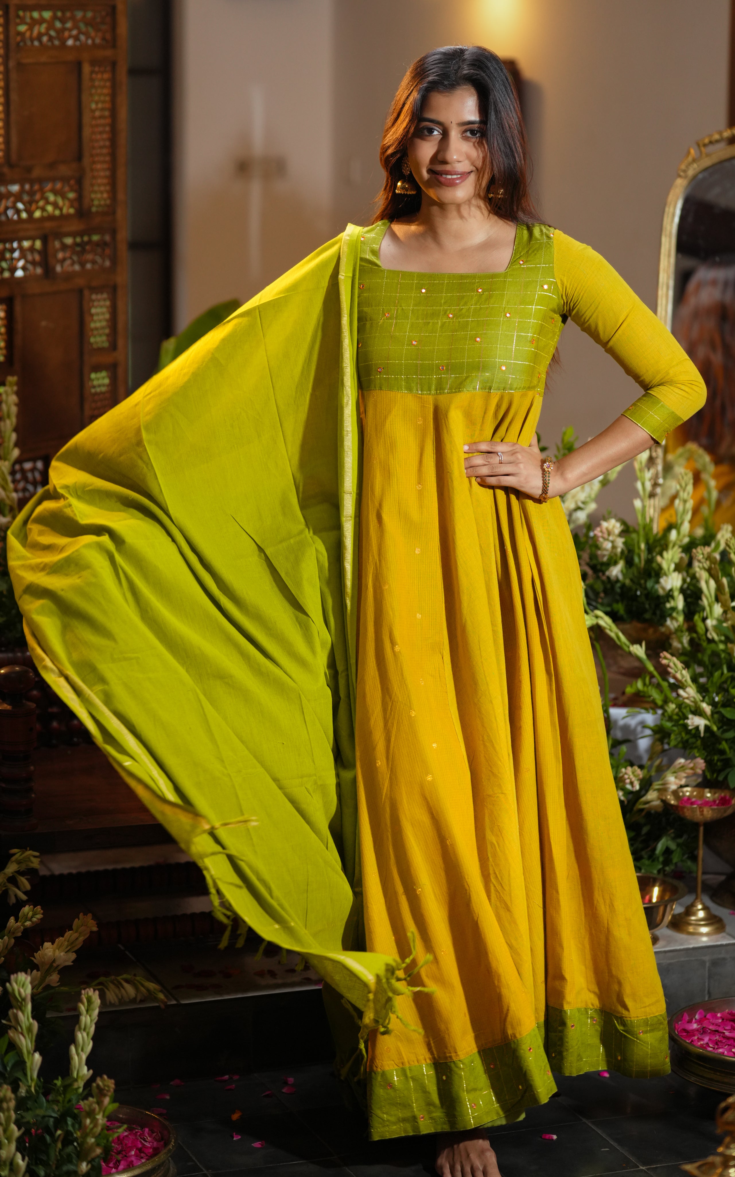 Ayesha (Kurti+Dupatta)