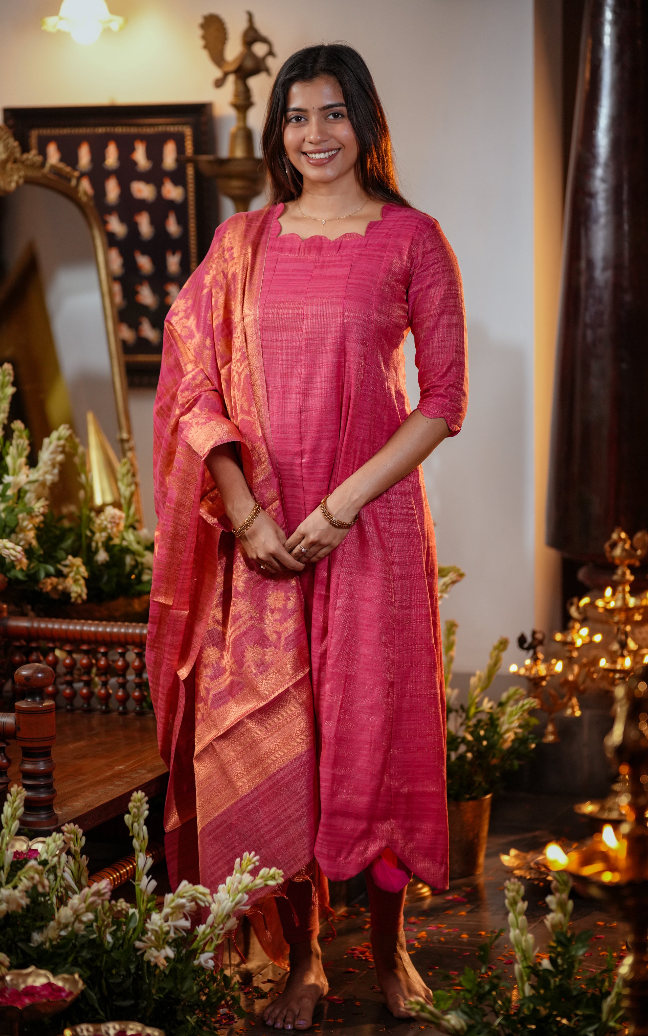 Kural Mozhi Pink (Kurti+Dupatta)