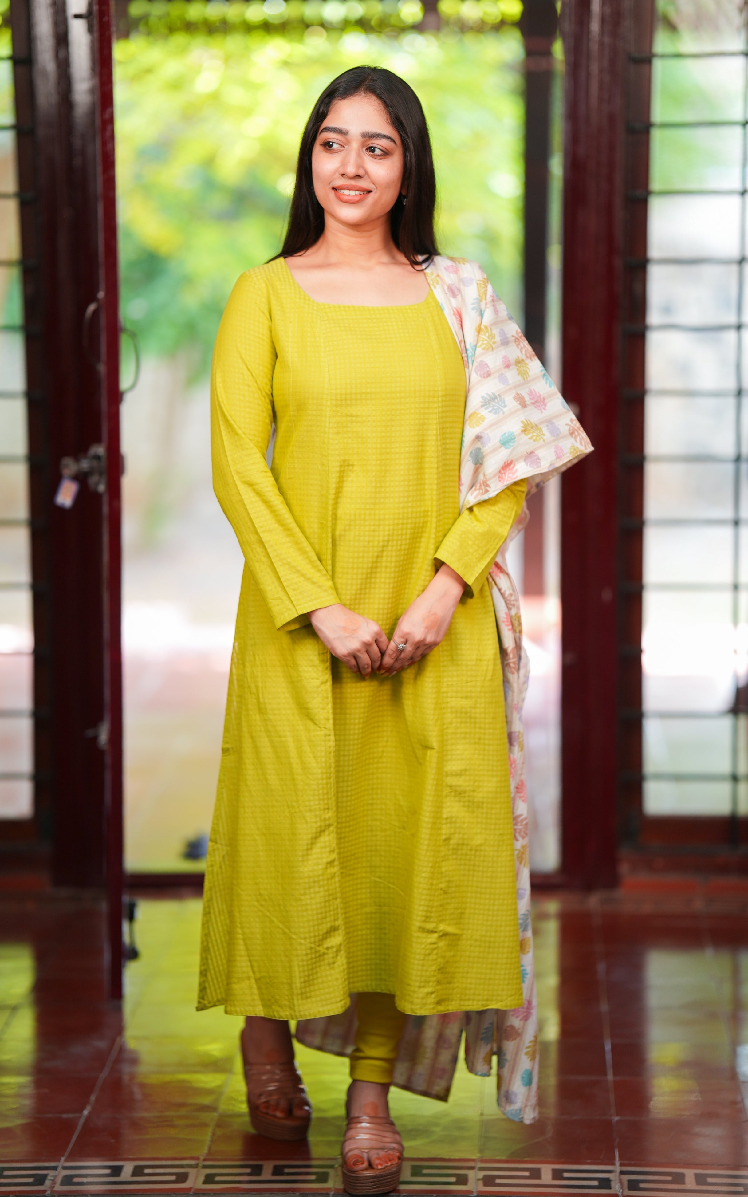 Vanishsree (Kurti+Dupatta) KURTIS instore