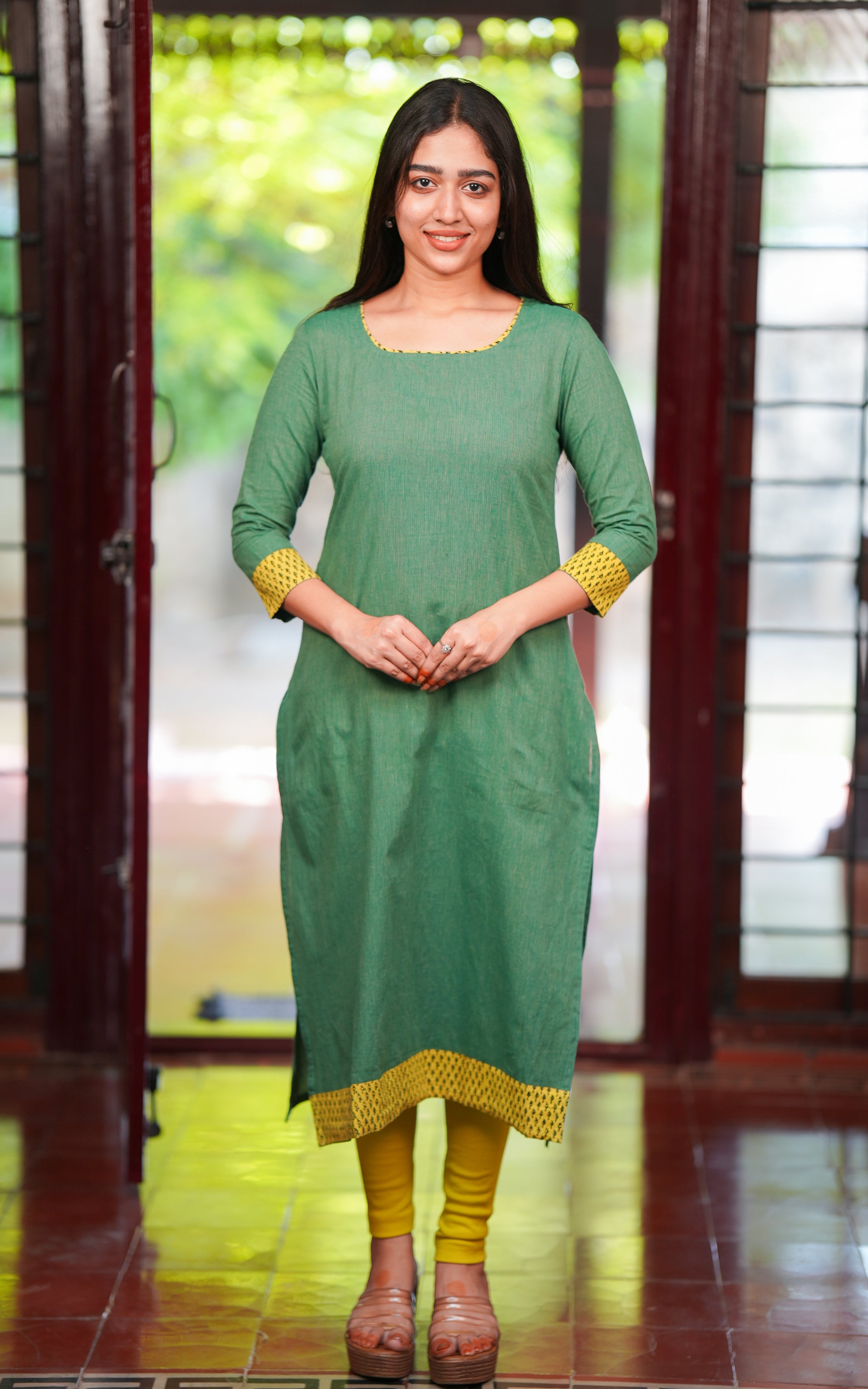 Kaariha KURTIS instore