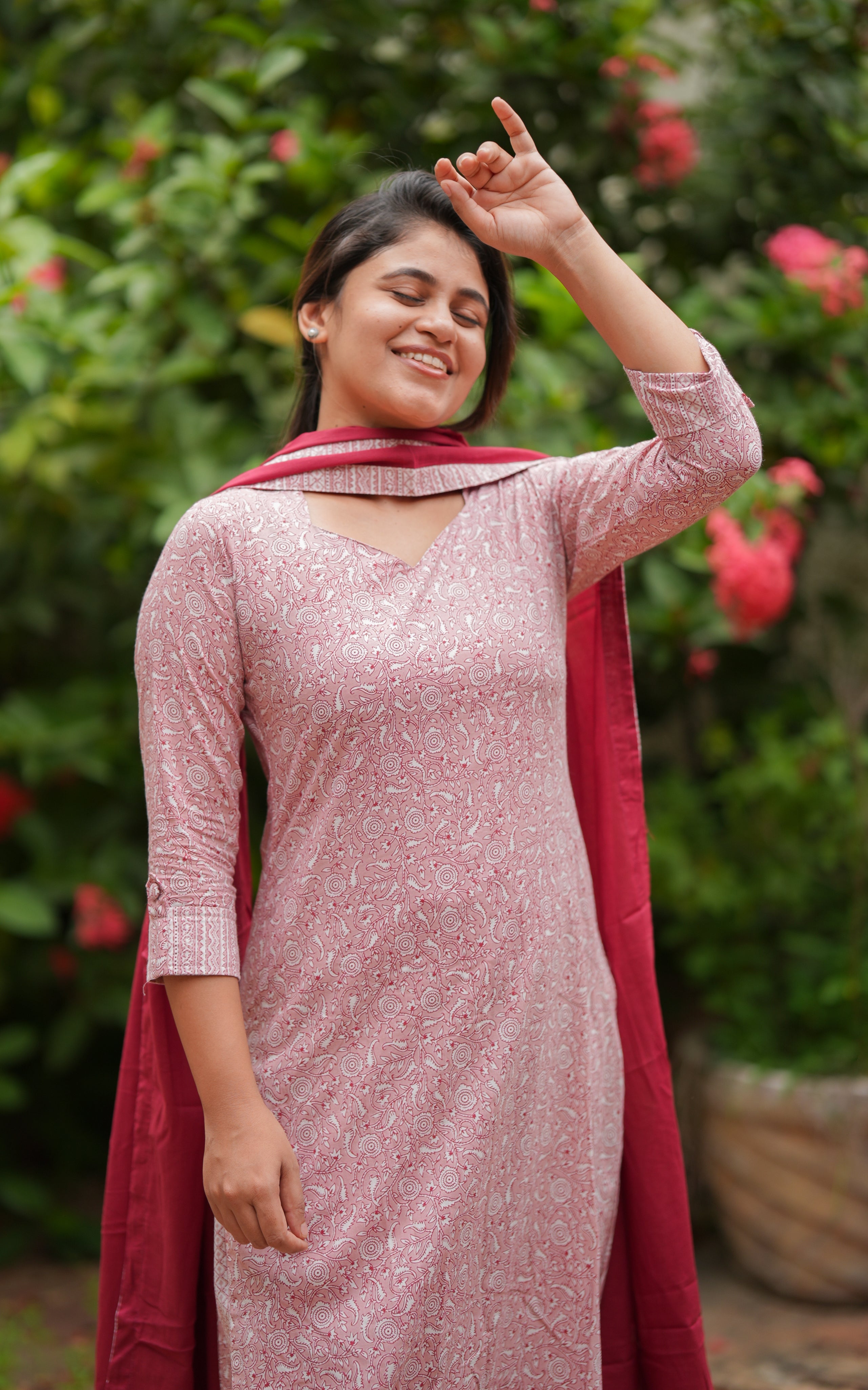 straight cut kurti with cotton dupatta