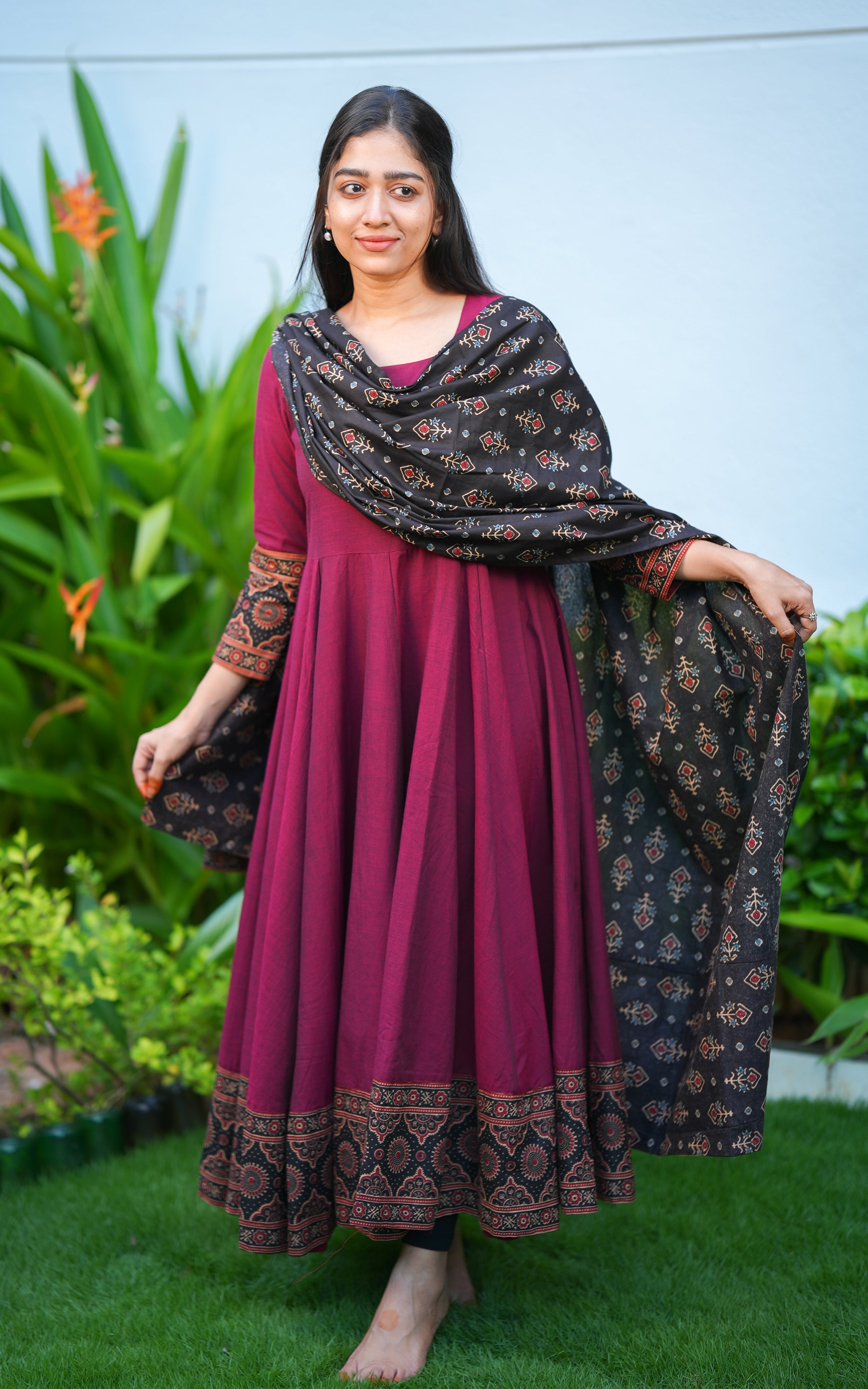 Rithula (Kurti+Dupatta) KURTIS instore