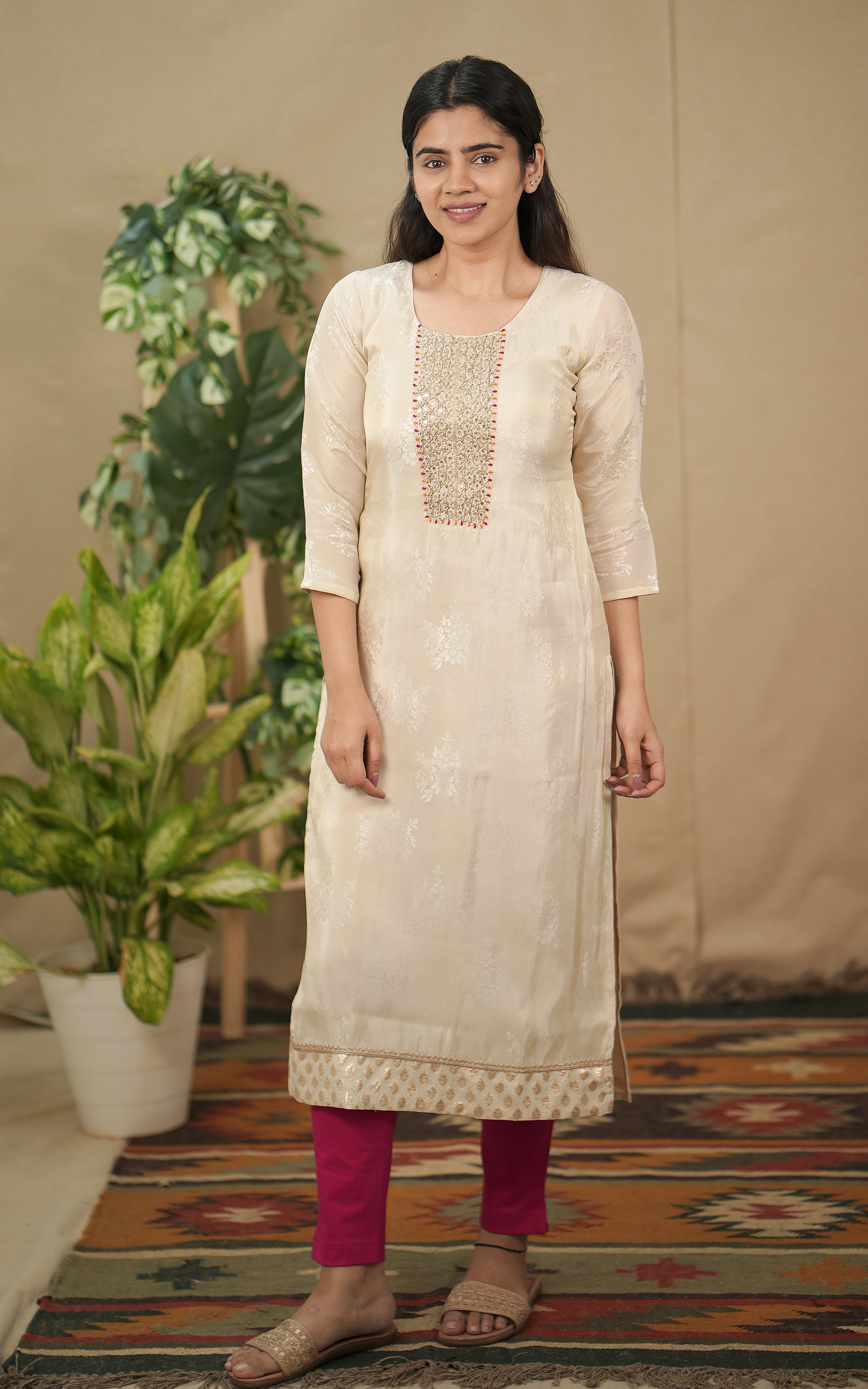 Ratanjali Kurta Dupatta Set KUOJ166 | Silk dress design, Silk kurti designs,  Saree blouse designs latest