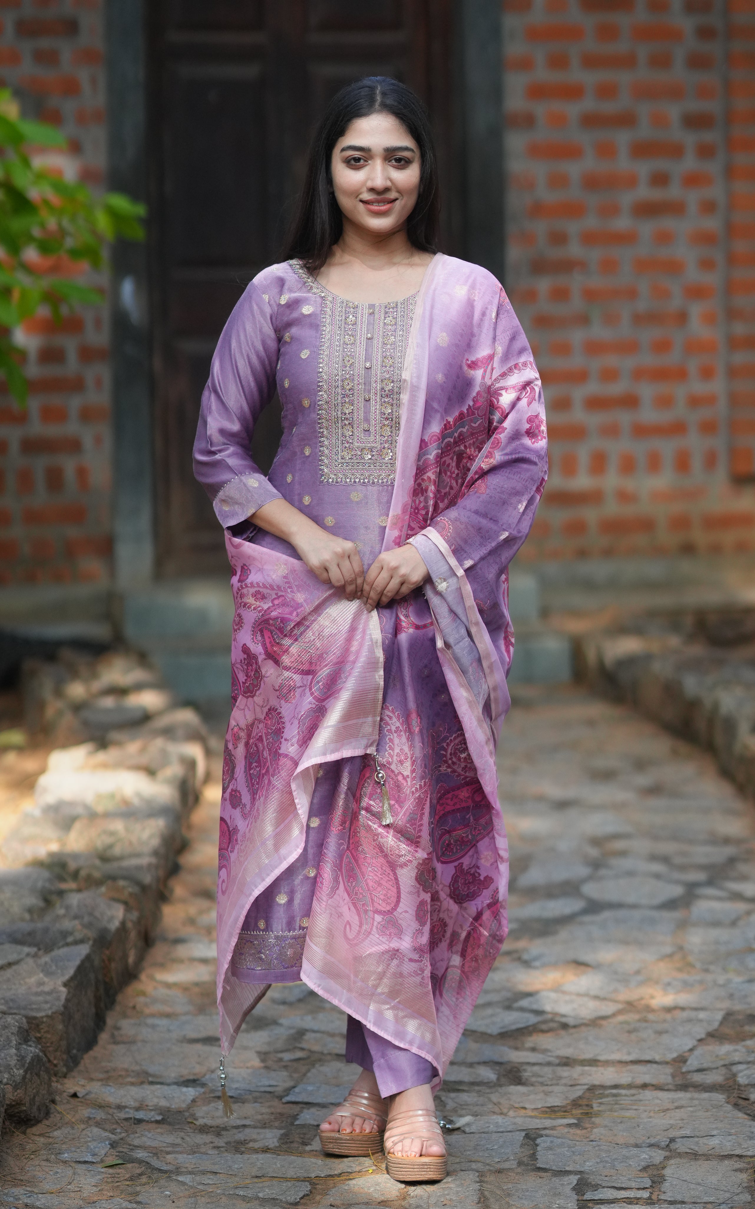 Ilaiyarani (Kurti+Pant+Dupatta)