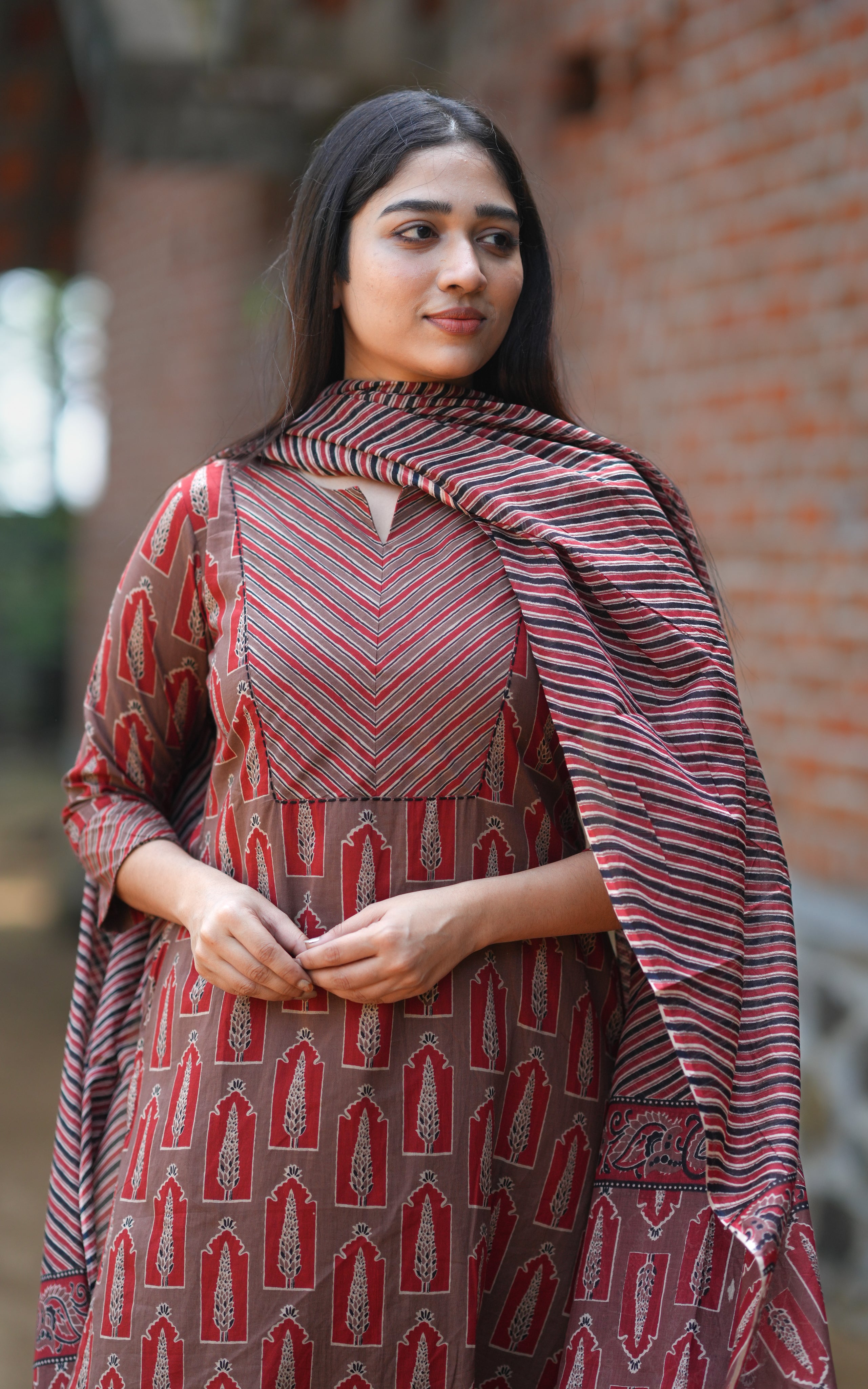 Mutamizh Brown (Kurti+Pant+Dupatta)