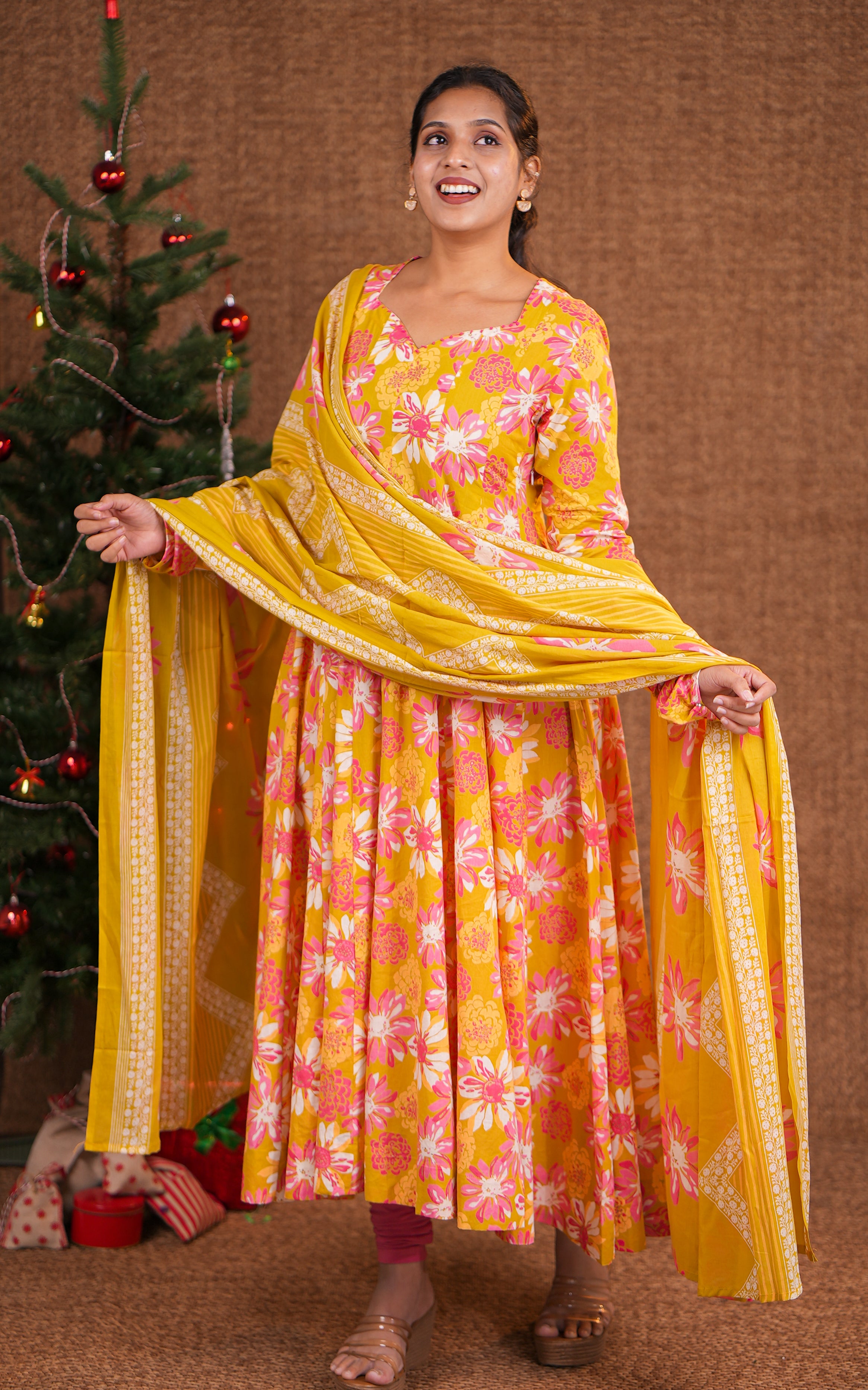 Gathered sleeve anarkali