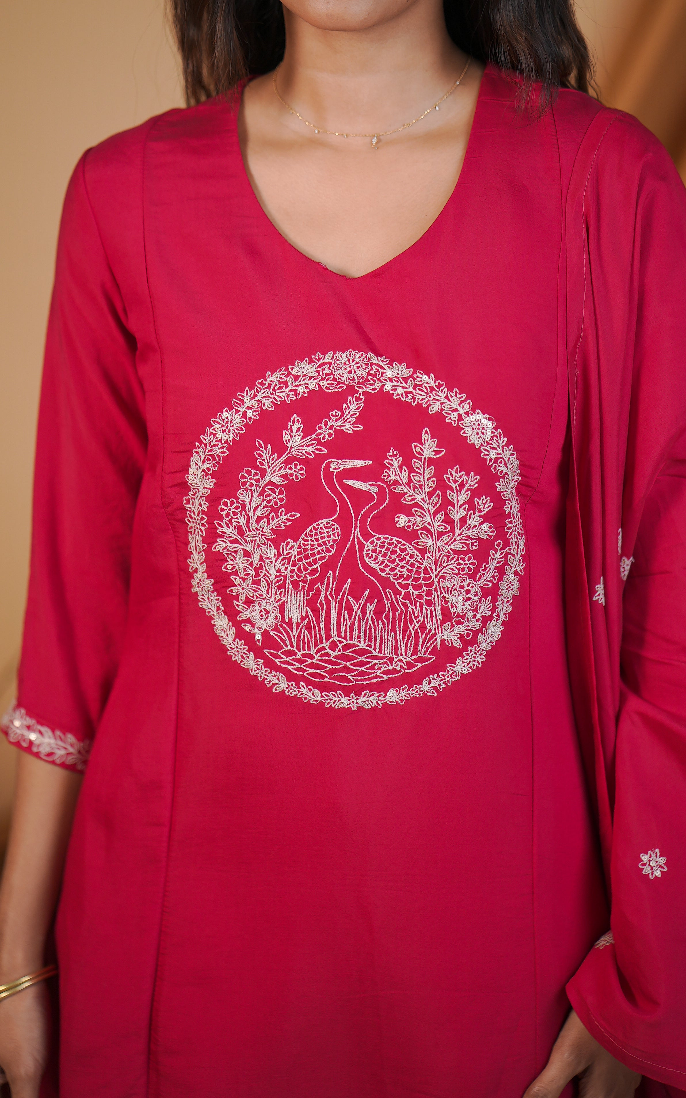 Reddish pink kurti with embroidered dupatta for women