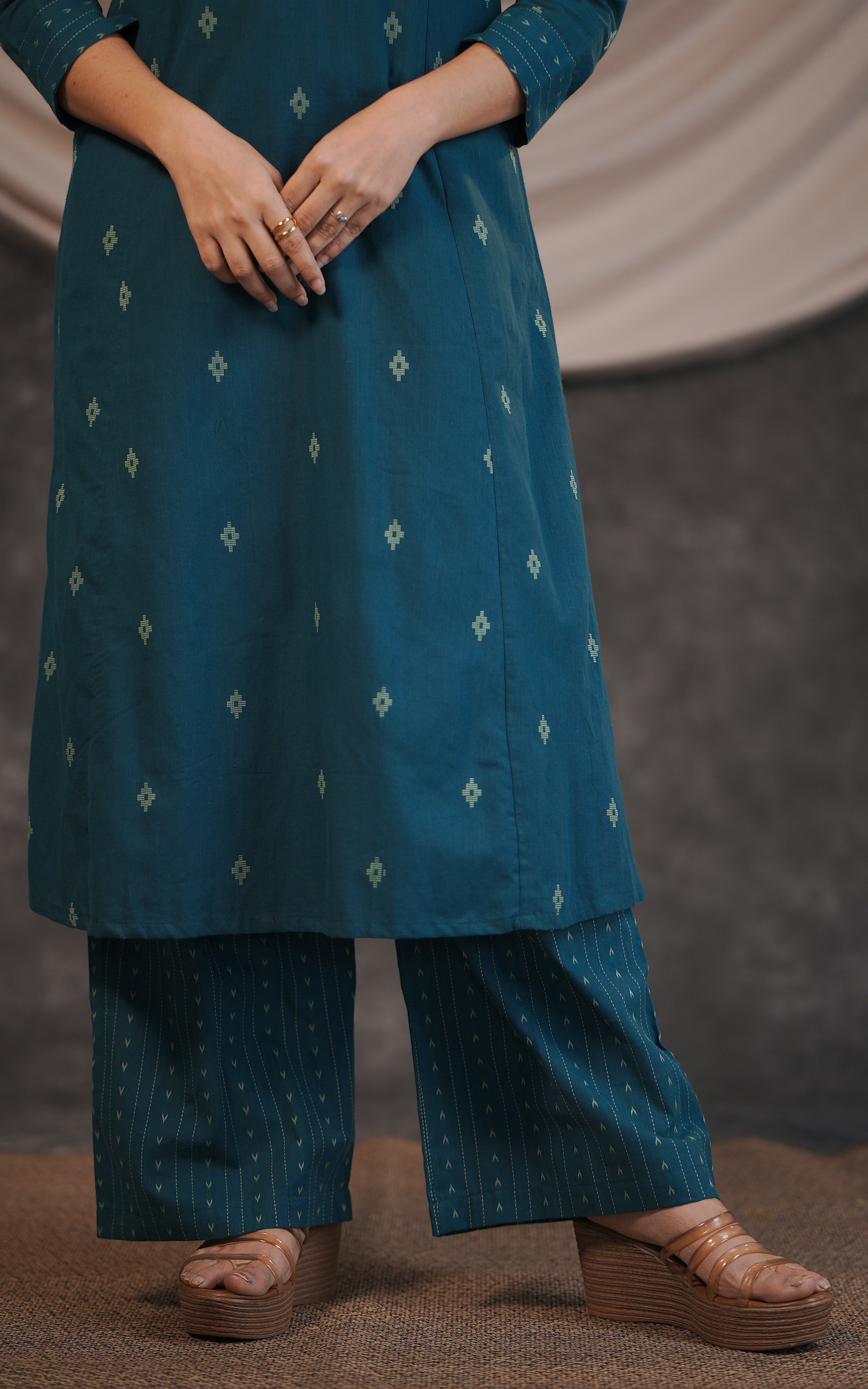 Roshika (Kurti+Pant)