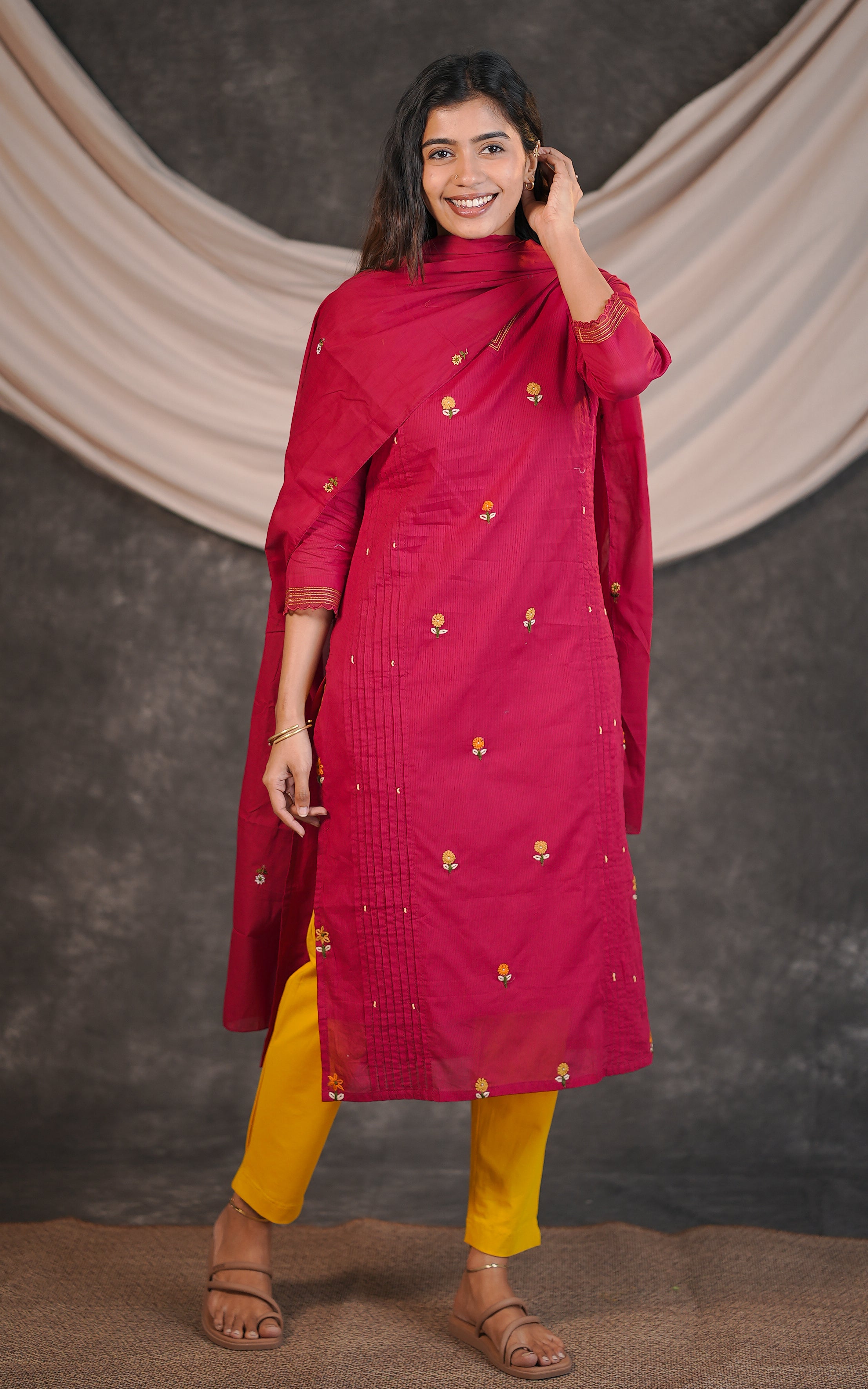 Moonveil B (Kurti+Dupatta)