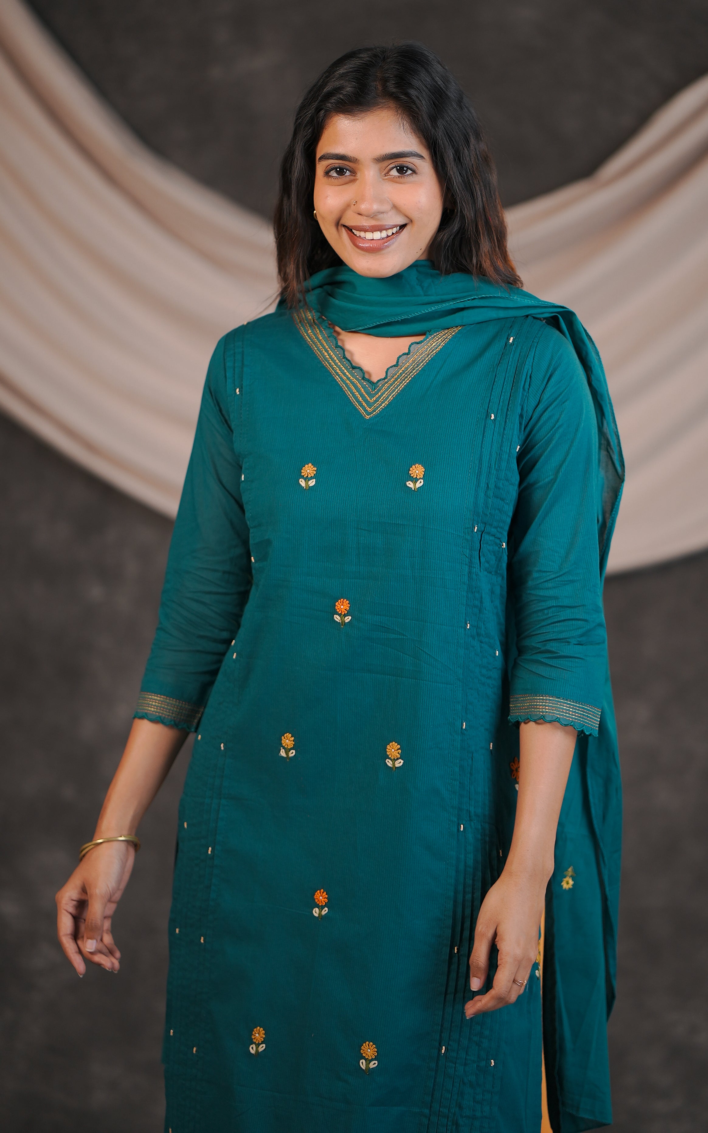 Moonveil A (Kurti+Dupatta)